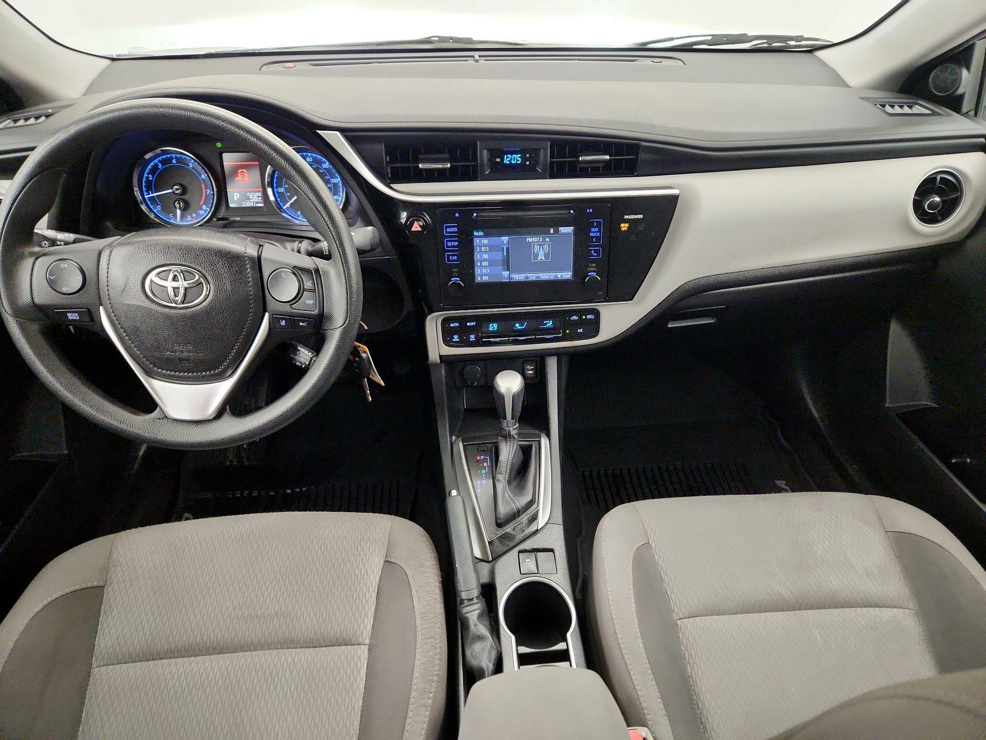 Thumbnail: 2017 Toyota Corolla - 19