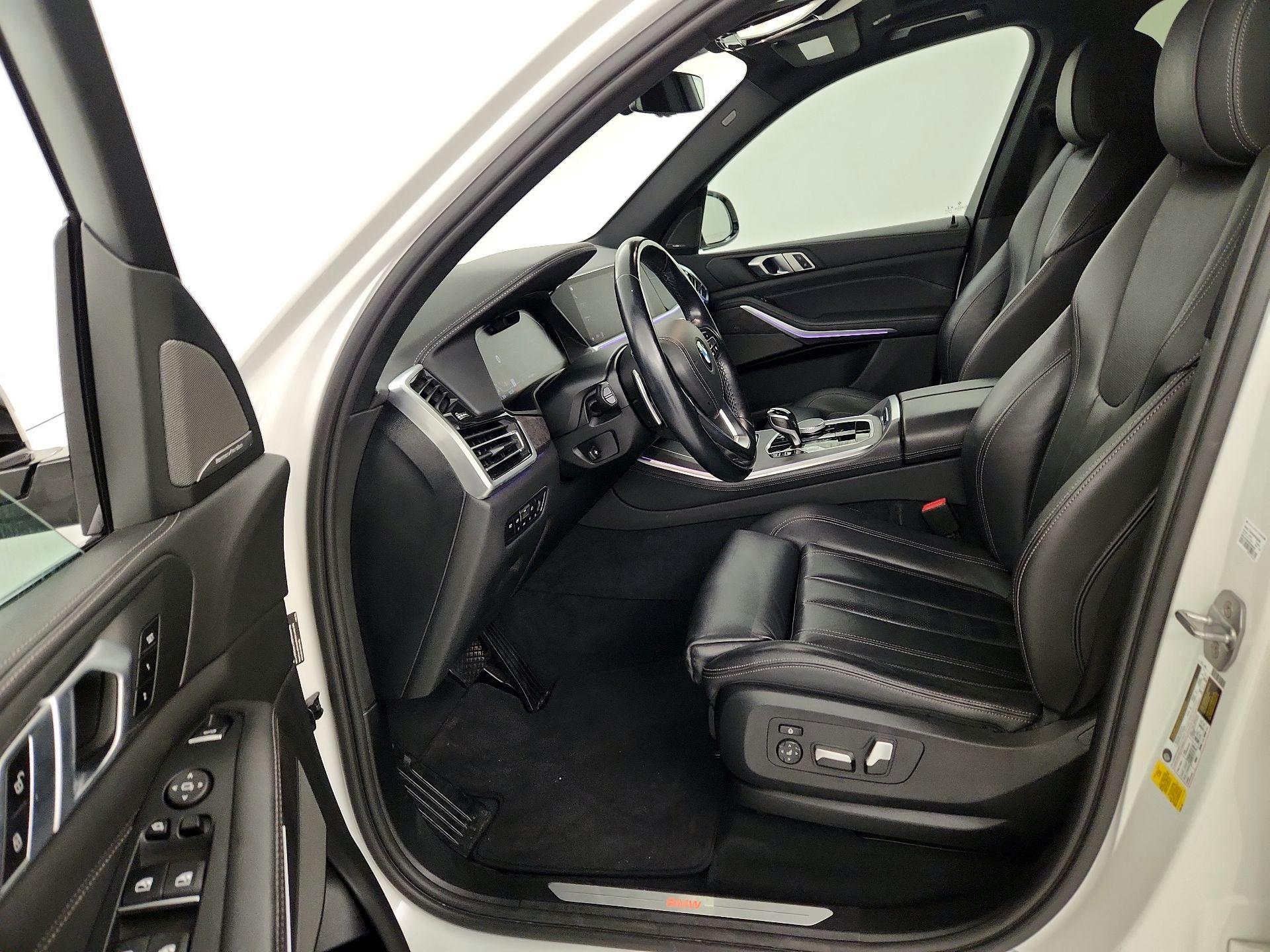 Thumbnail: 2020 BMW X5 - 11