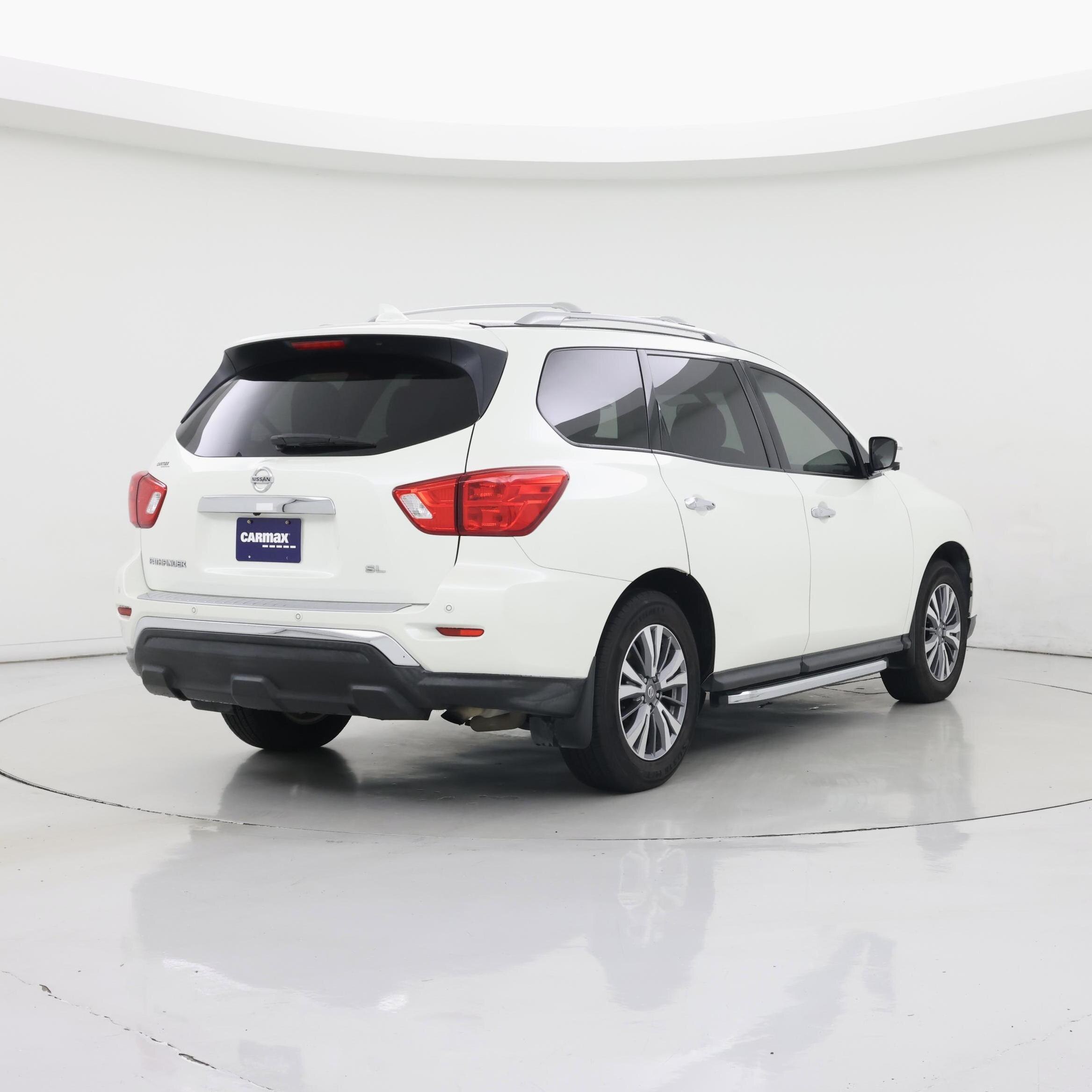 Thumbnail: 2020 Nissan Pathfinder - 8