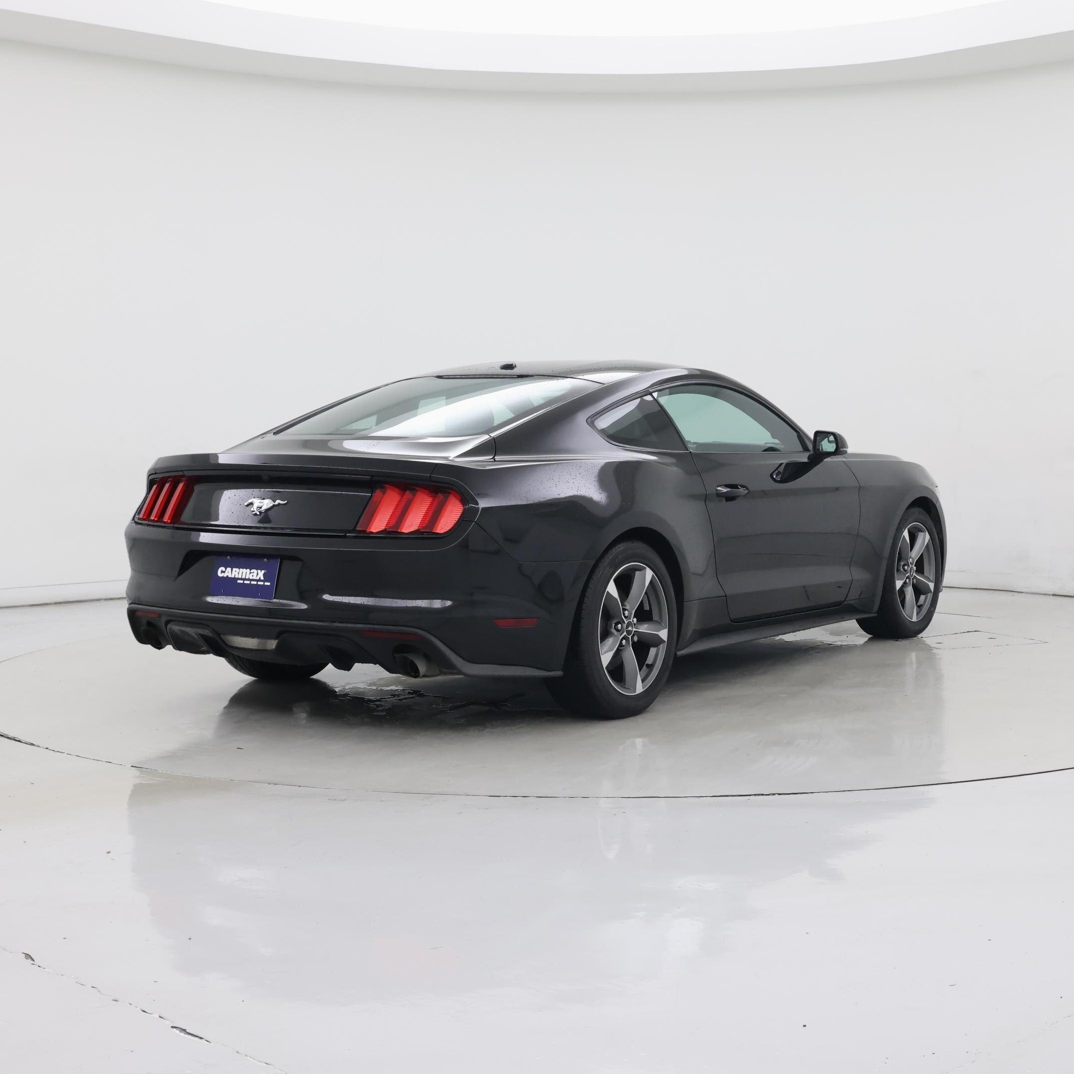 Thumbnail: 2017 Ford Mustang - 8