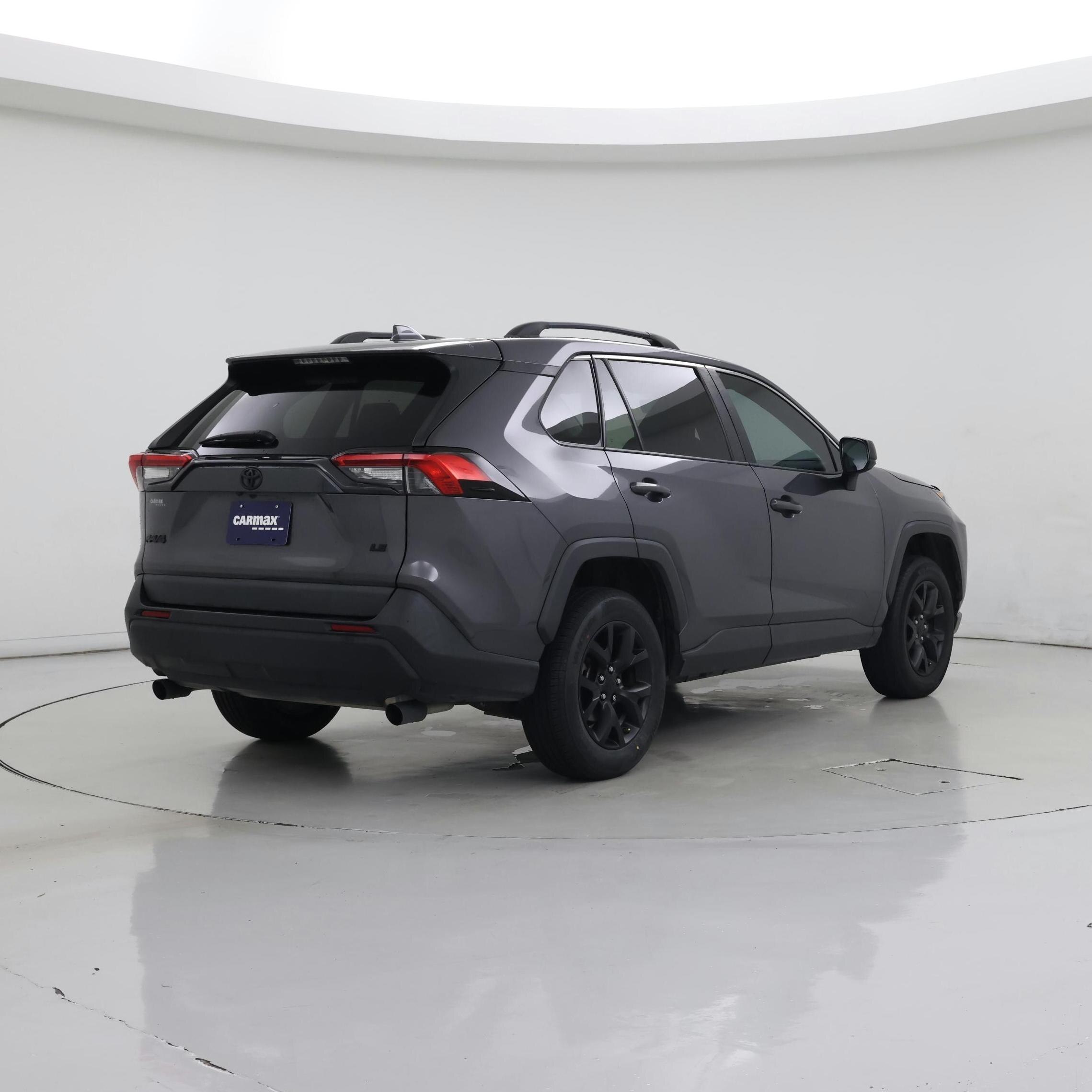 Thumbnail: 2022 Toyota RAV4 - 8