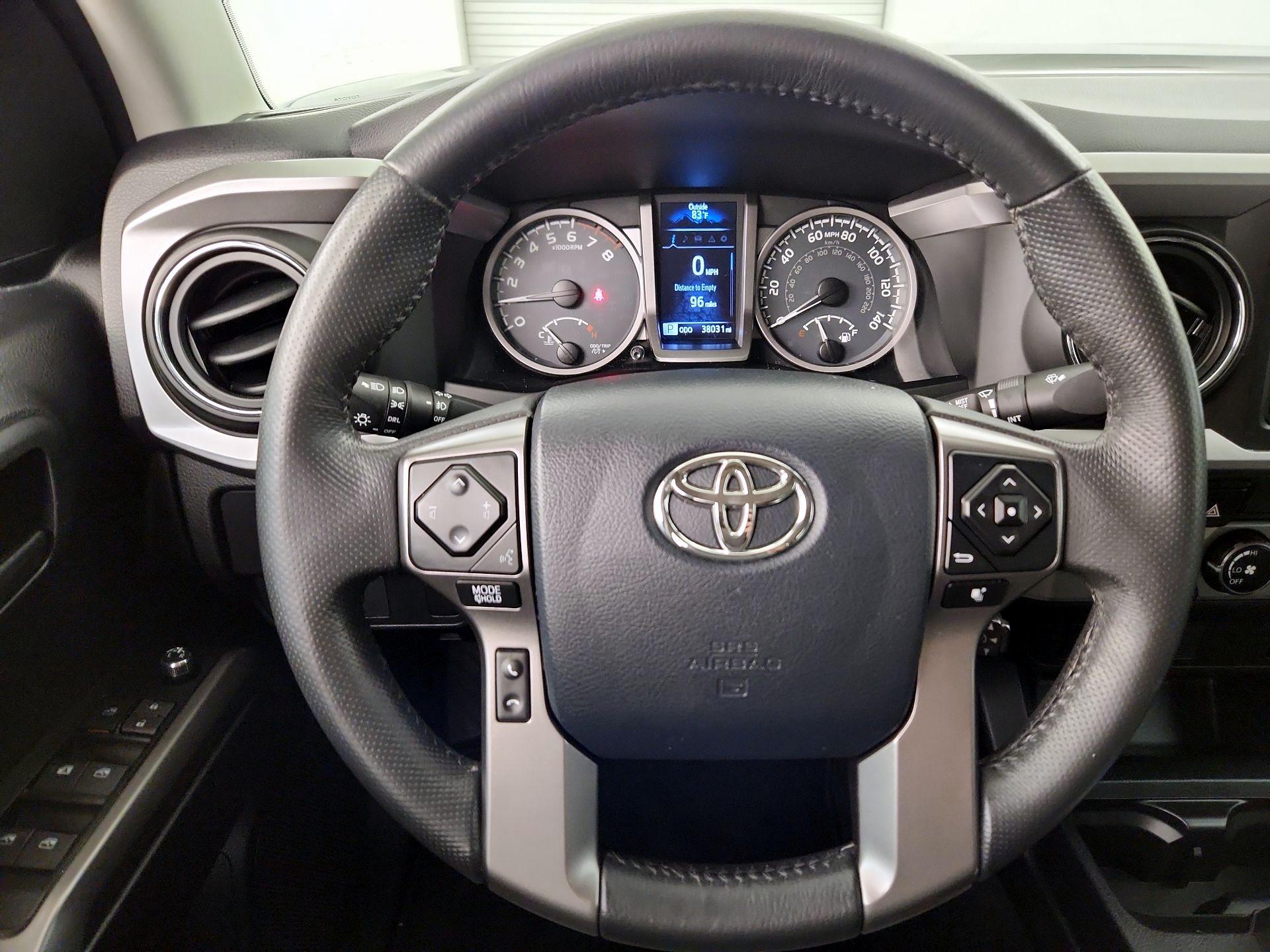 Thumbnail: 2017 Toyota Tacoma - 10