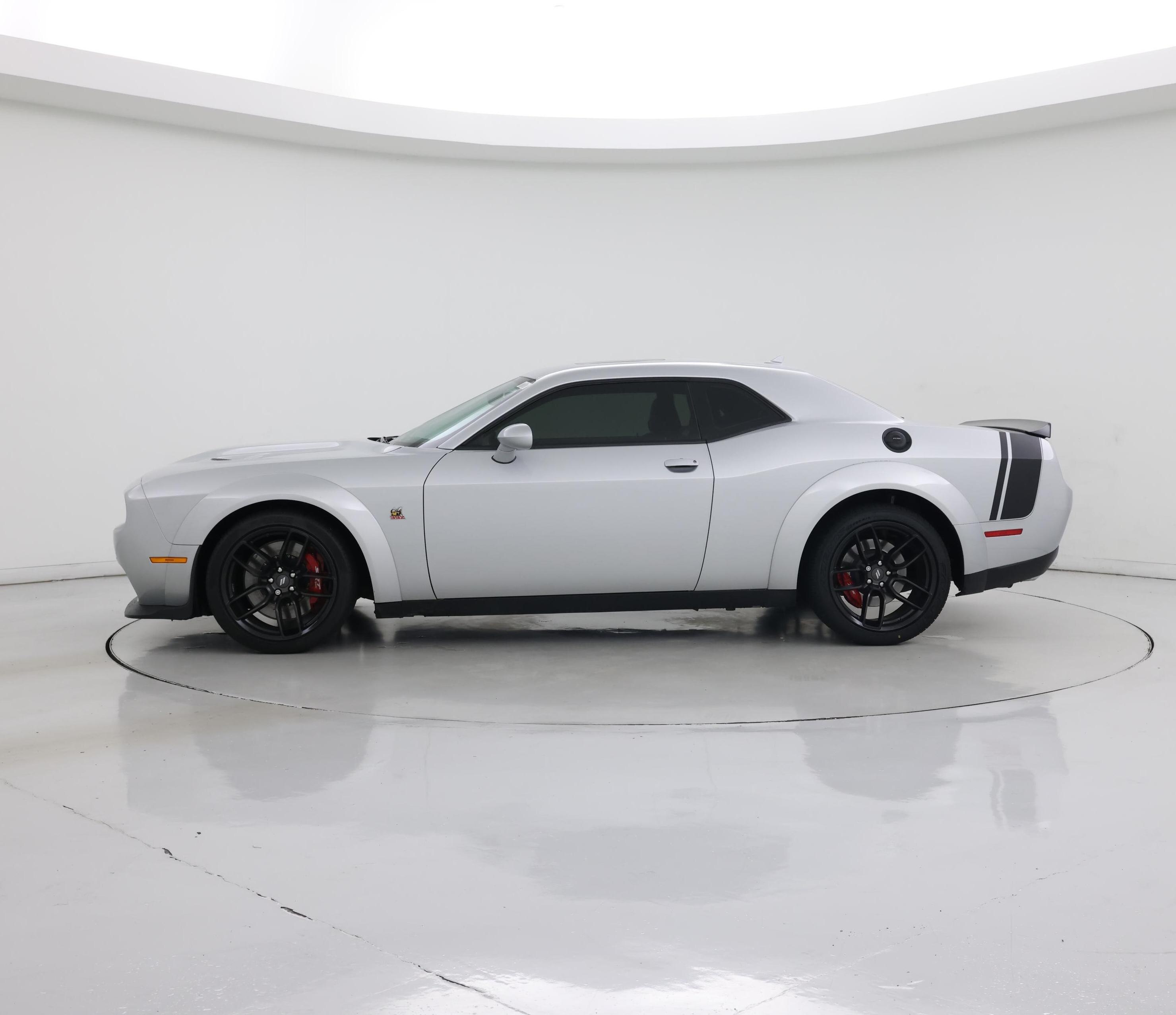 Thumbnail: 2022 Dodge Challenger - 3