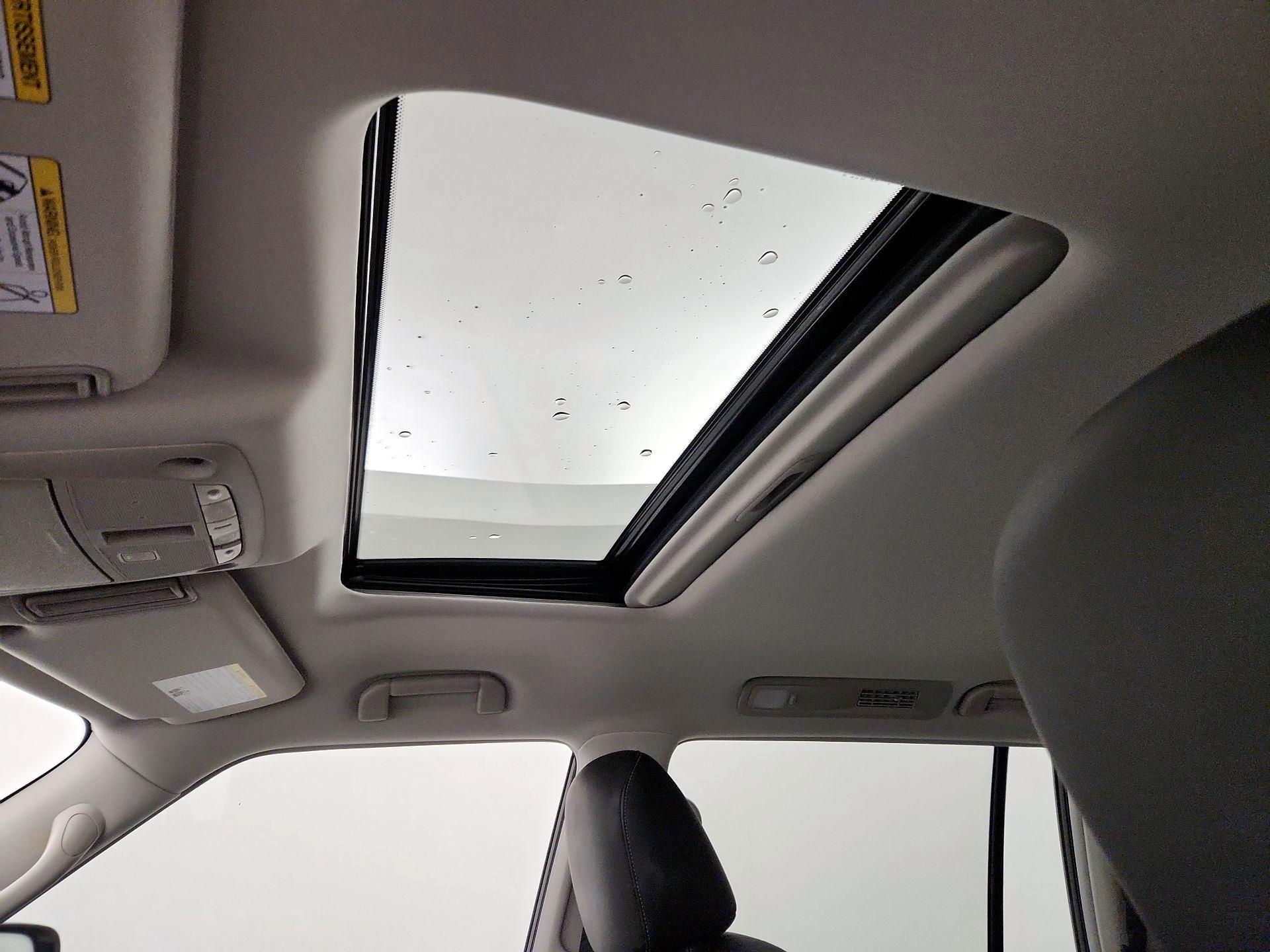 Thumbnail: 2022 INFINITI QX80 - 20