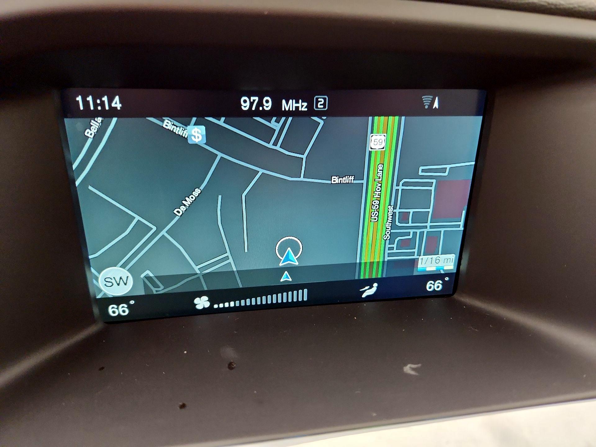 Thumbnail: 2017 Volvo S60 - 14