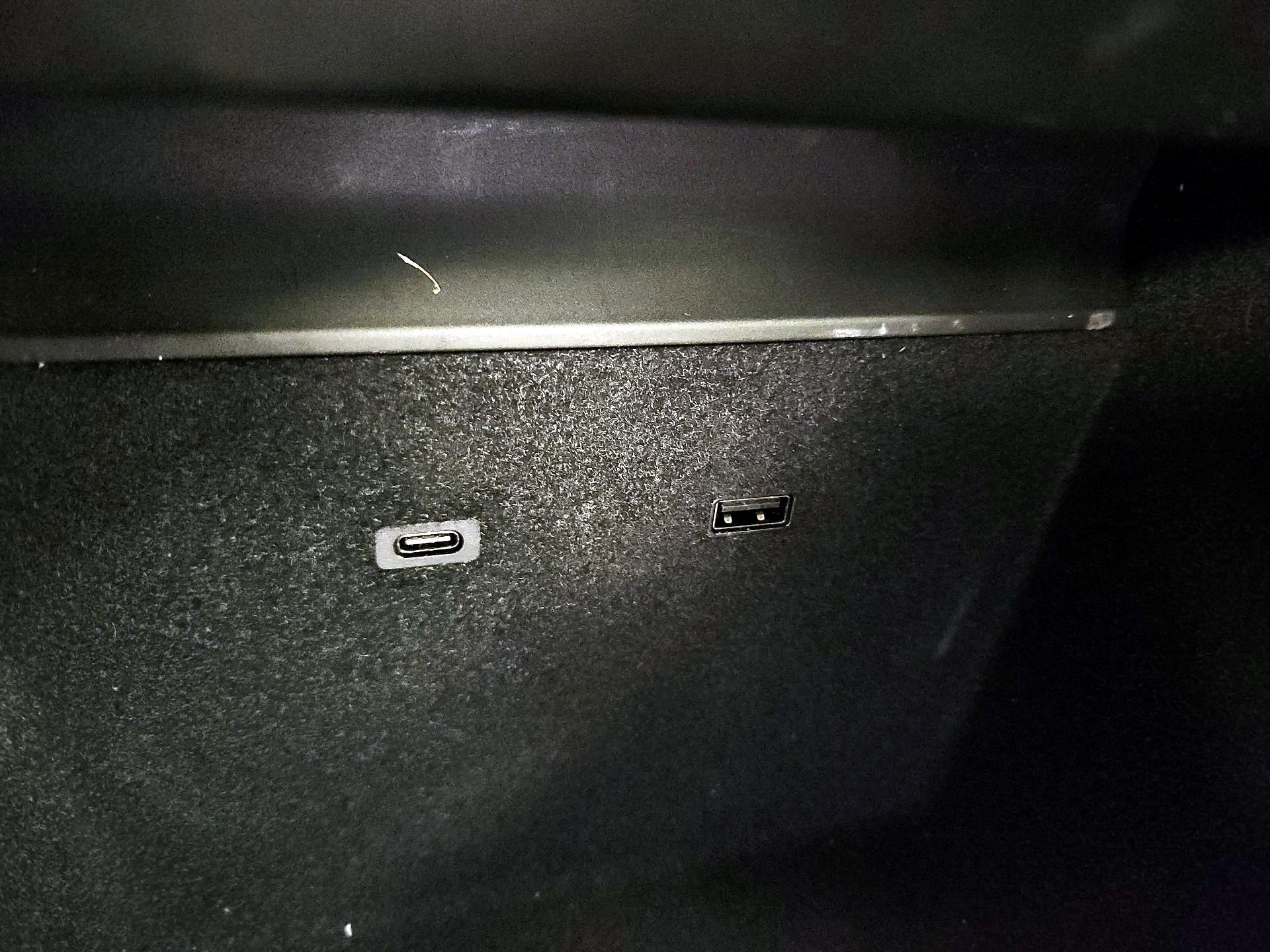 Thumbnail: 2021 Tesla Model Y - 19