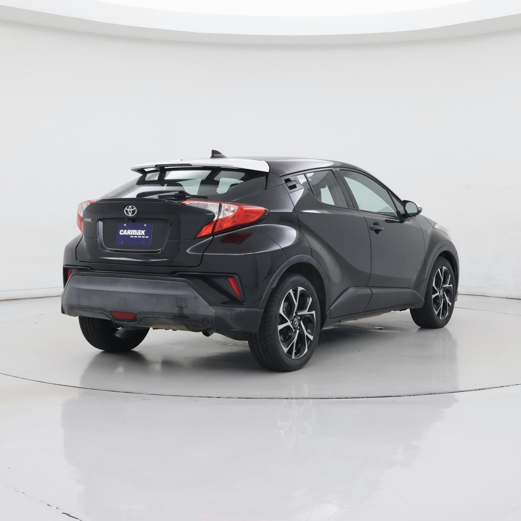 Thumbnail: 2018 Toyota C-HR - 8
