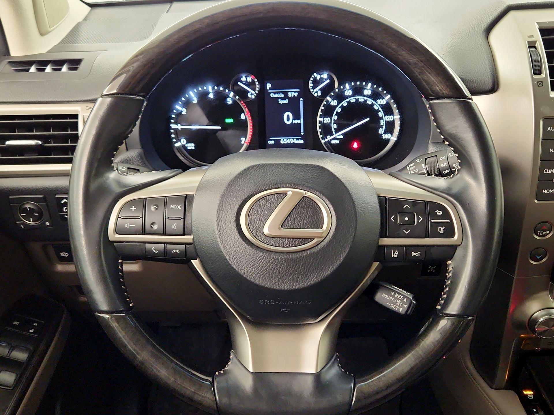 Thumbnail: 2020 Lexus GX - 10
