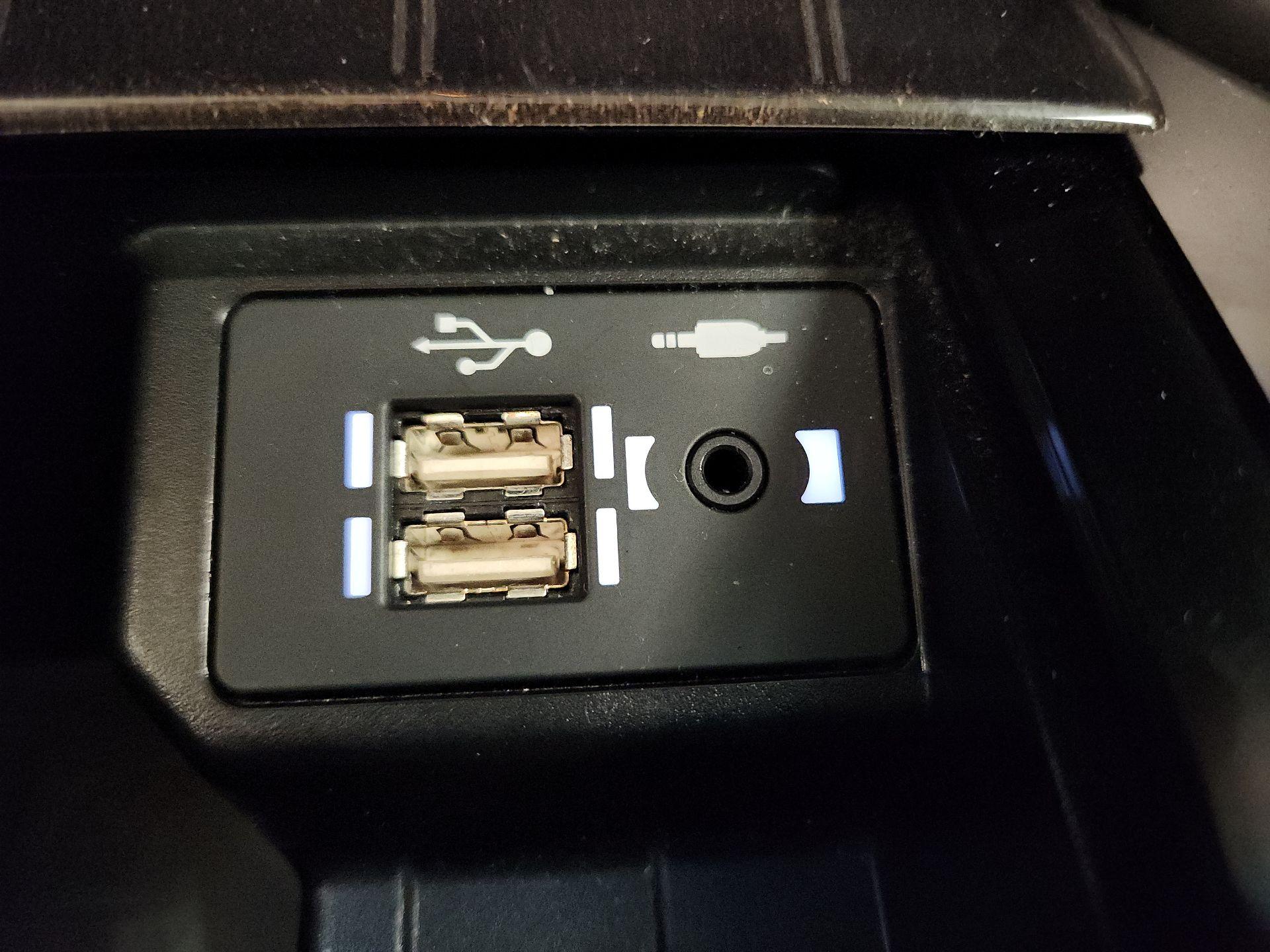 Thumbnail: 2020 Lexus GX - 19