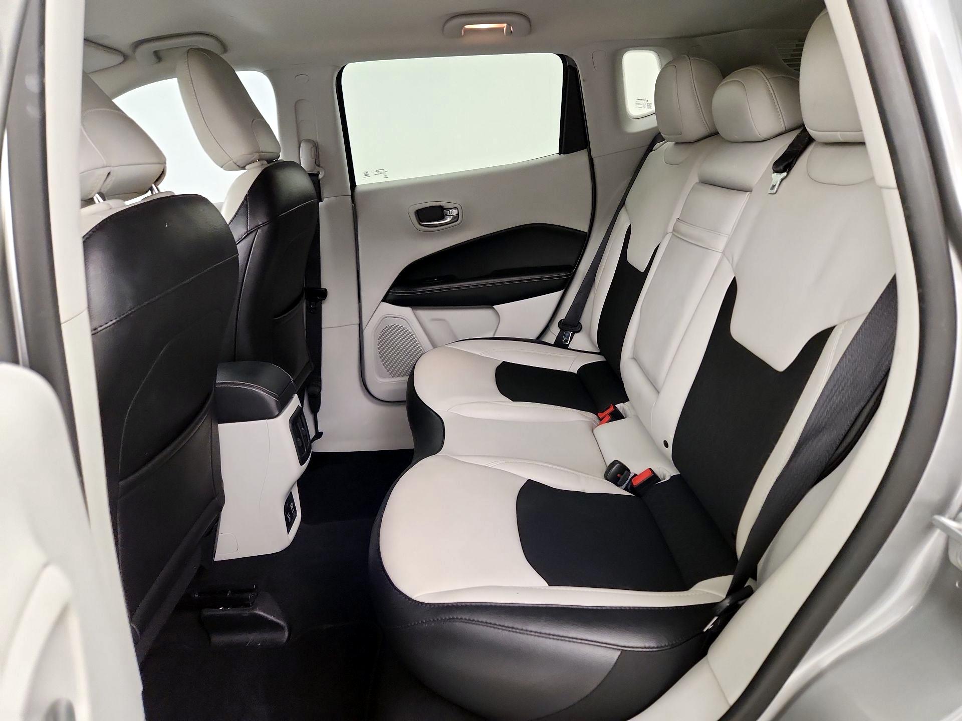 Thumbnail: 2020 Jeep Compass - 19