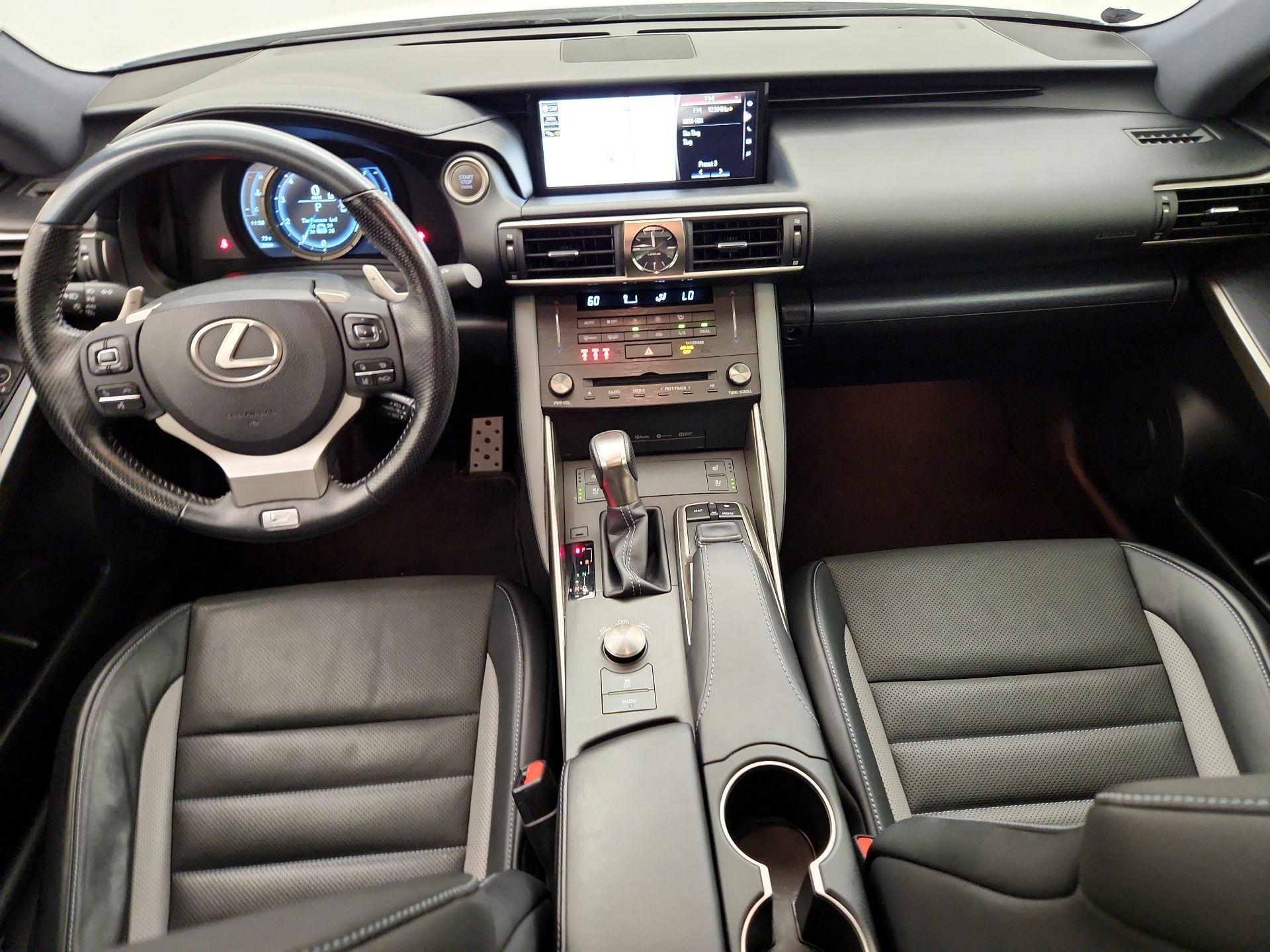 Thumbnail: 2020 Lexus IS - 9