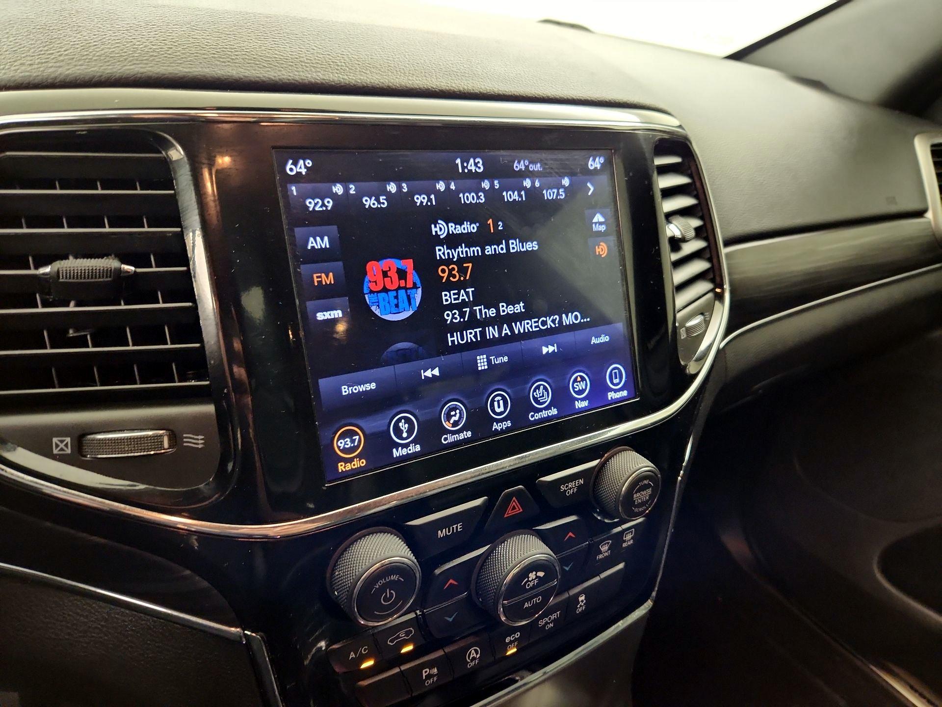 Thumbnail: 2019 Jeep Grand Cherokee - 16