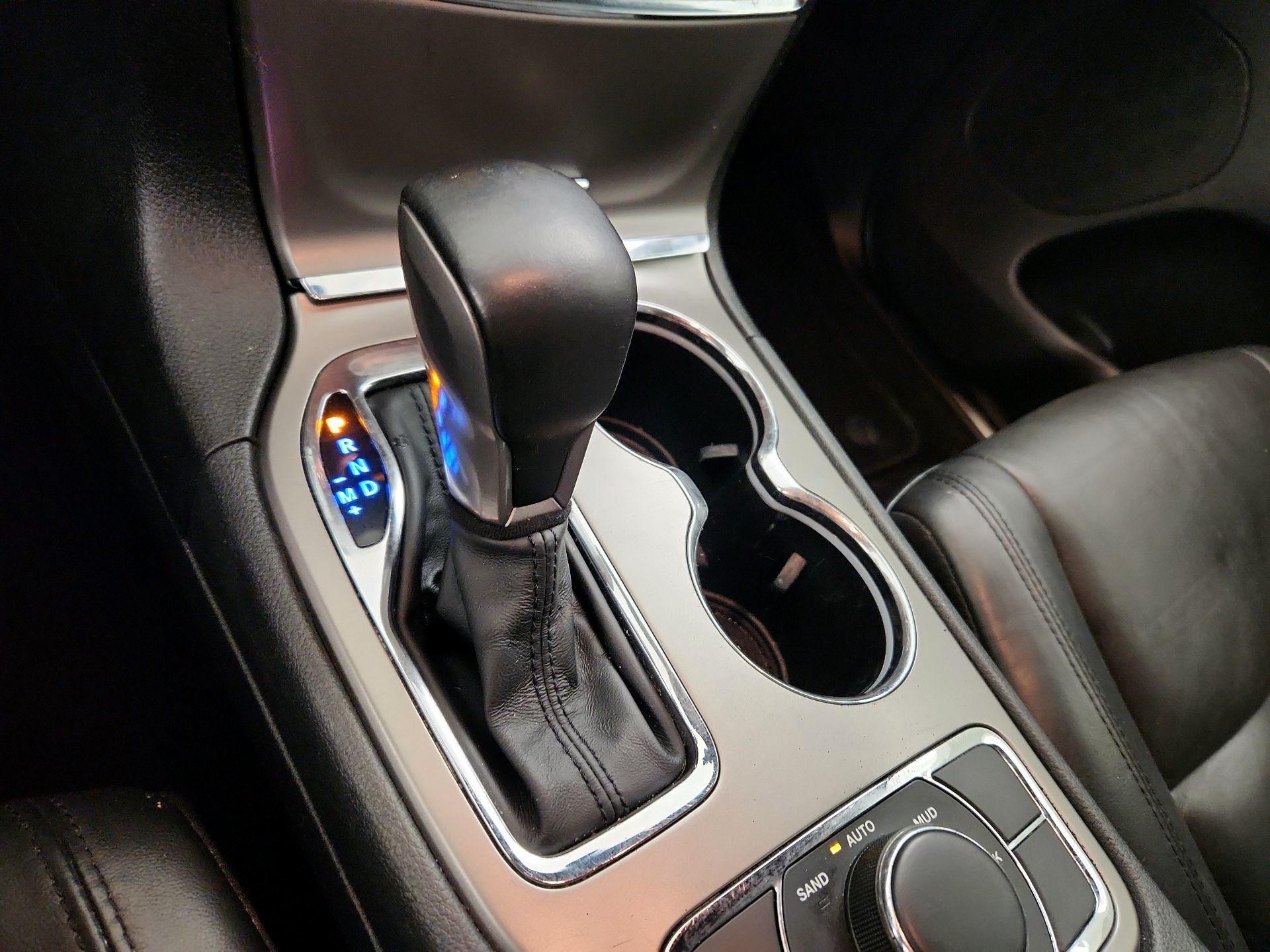 Thumbnail: 2019 Jeep Grand Cherokee - 18