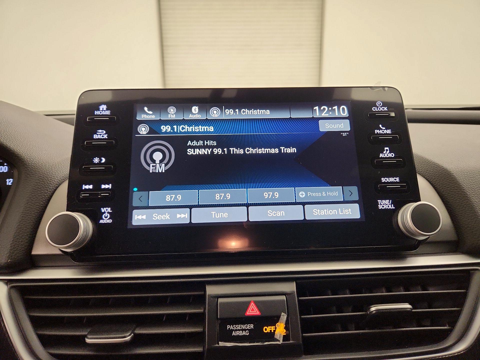 Thumbnail: 2018 Honda Accord - 15