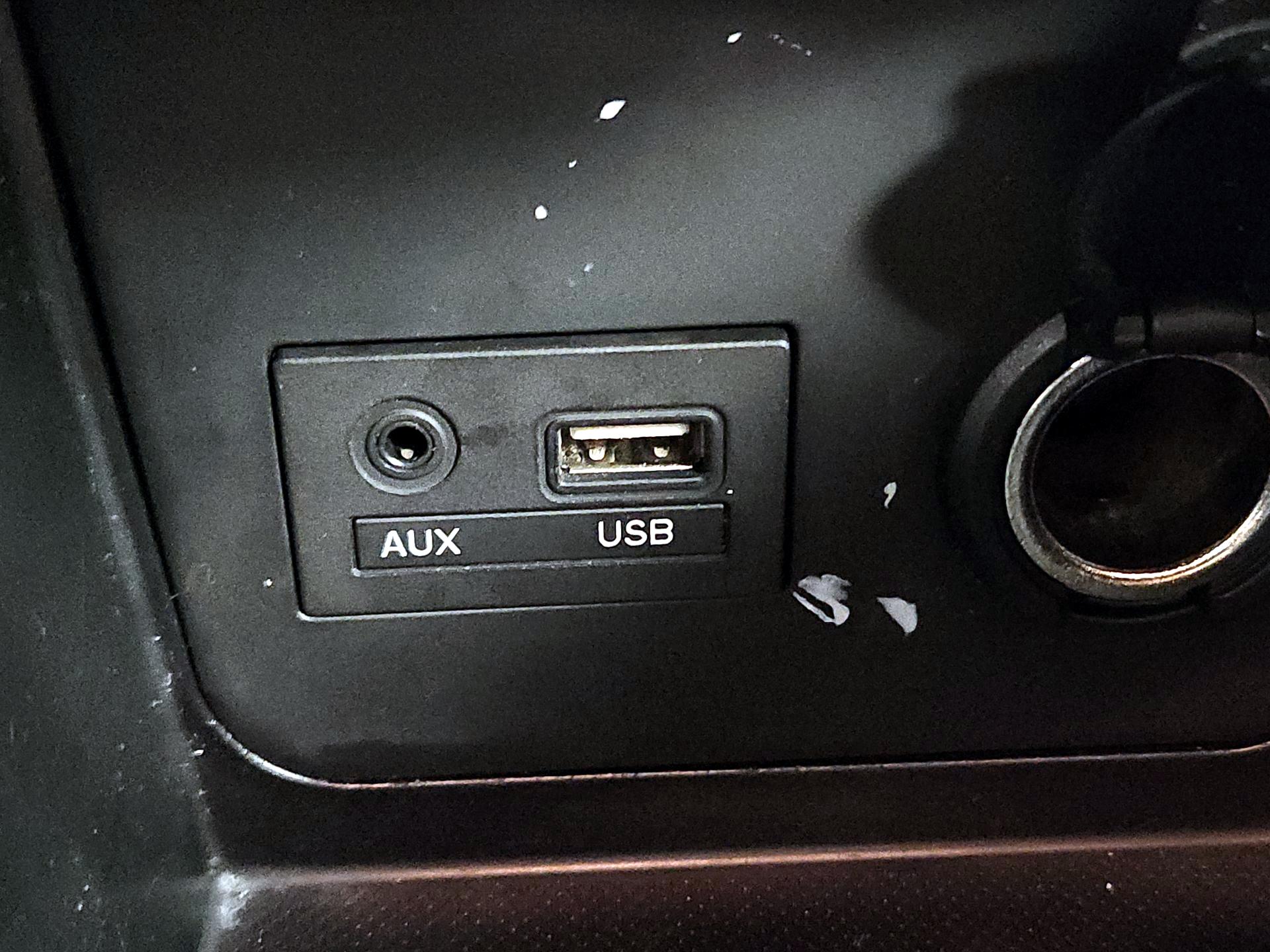 Thumbnail: 2015 Hyundai Accent - 17