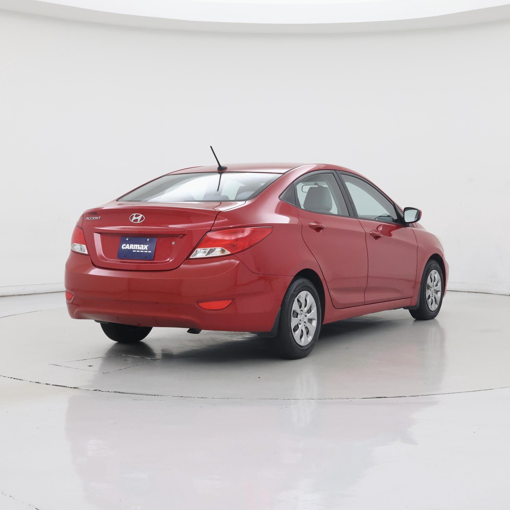 Thumbnail: 2015 Hyundai Accent - 8