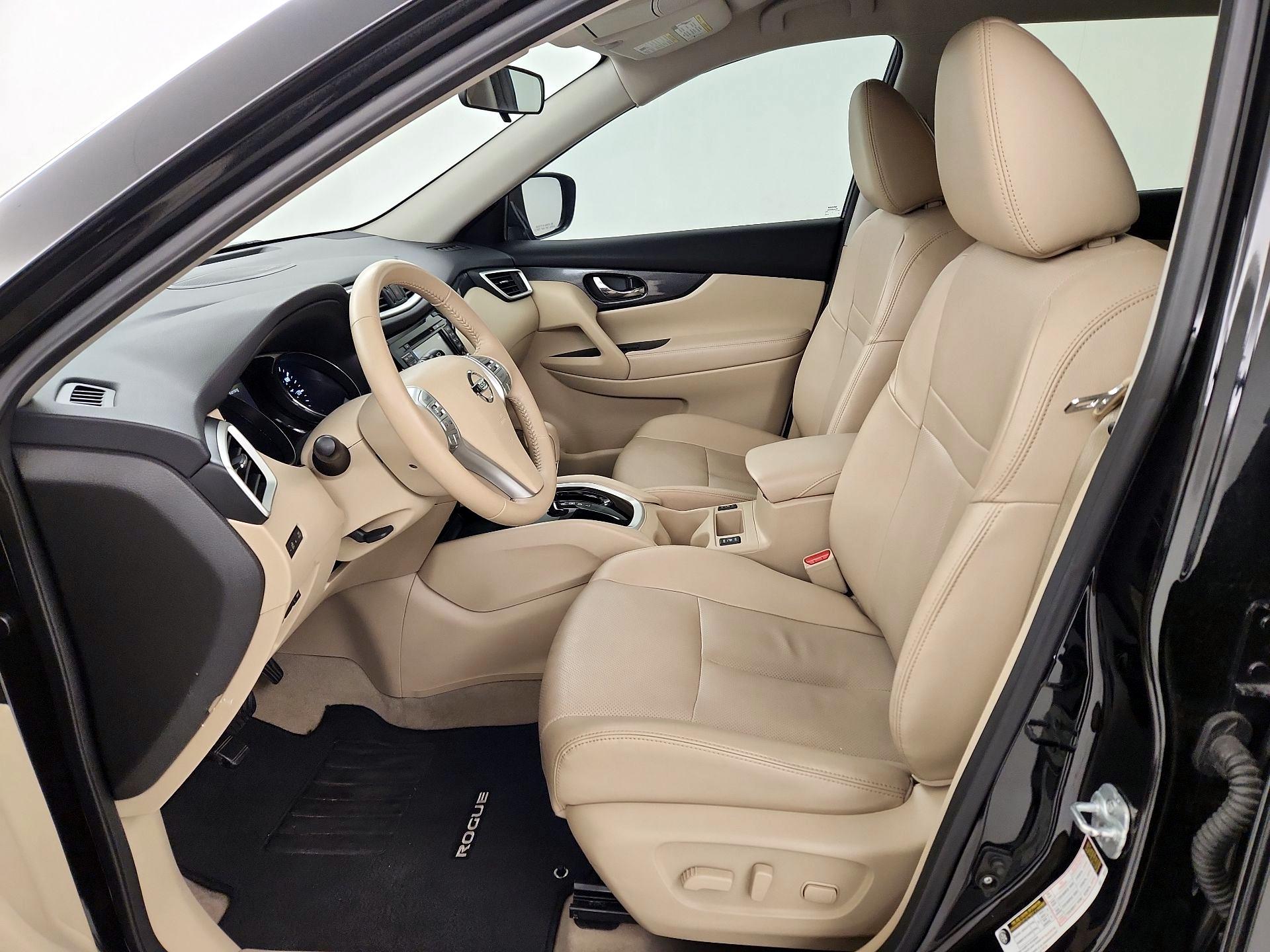 Thumbnail: 2015 Nissan Rogue - 11