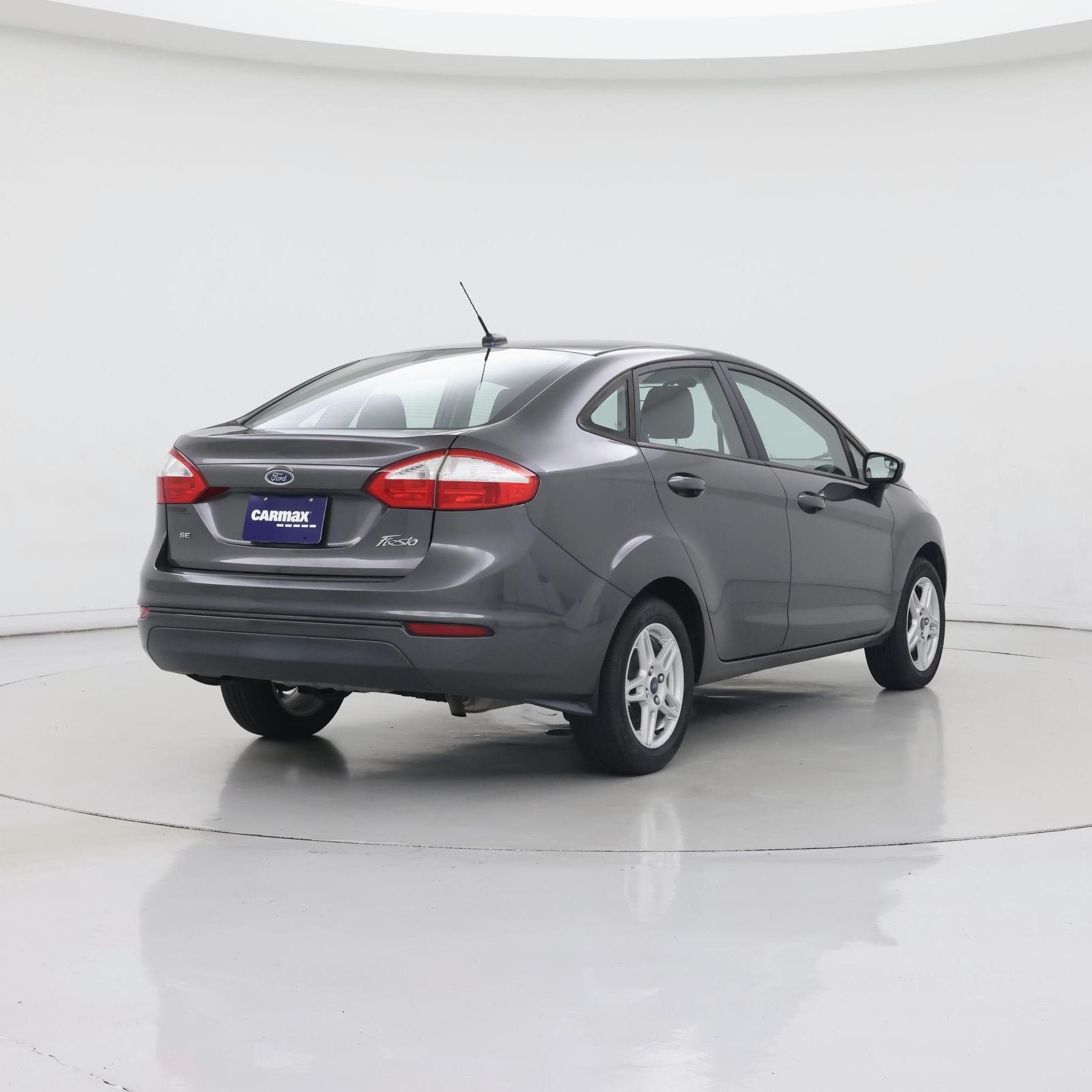 Thumbnail: 2017 Ford Fiesta - 8