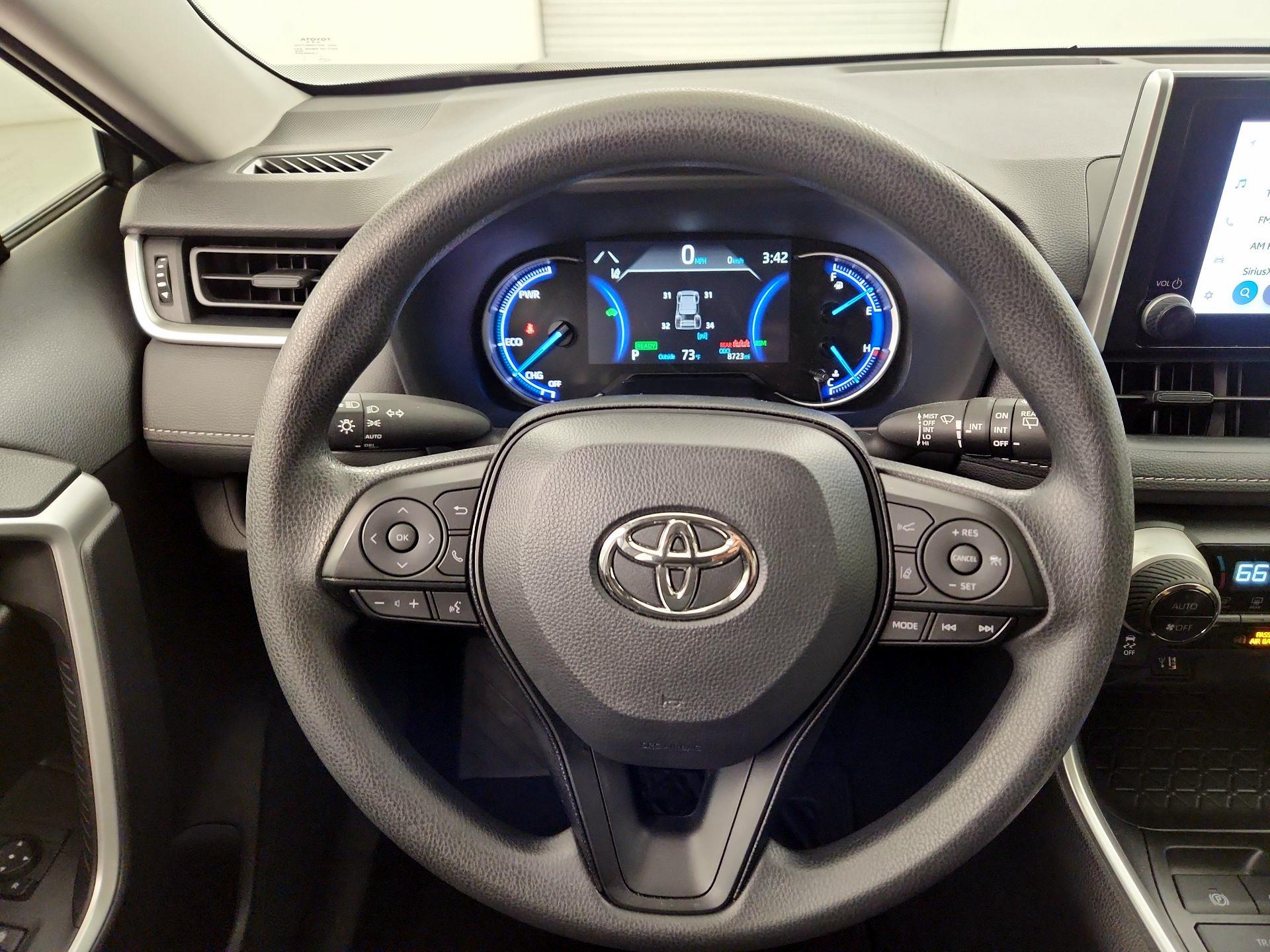 Thumbnail: 2025 Toyota RAV4 - 10