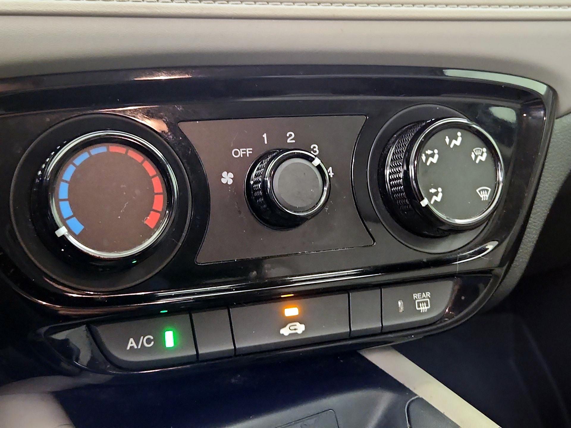 Thumbnail: 2017 Honda HR-V - 16