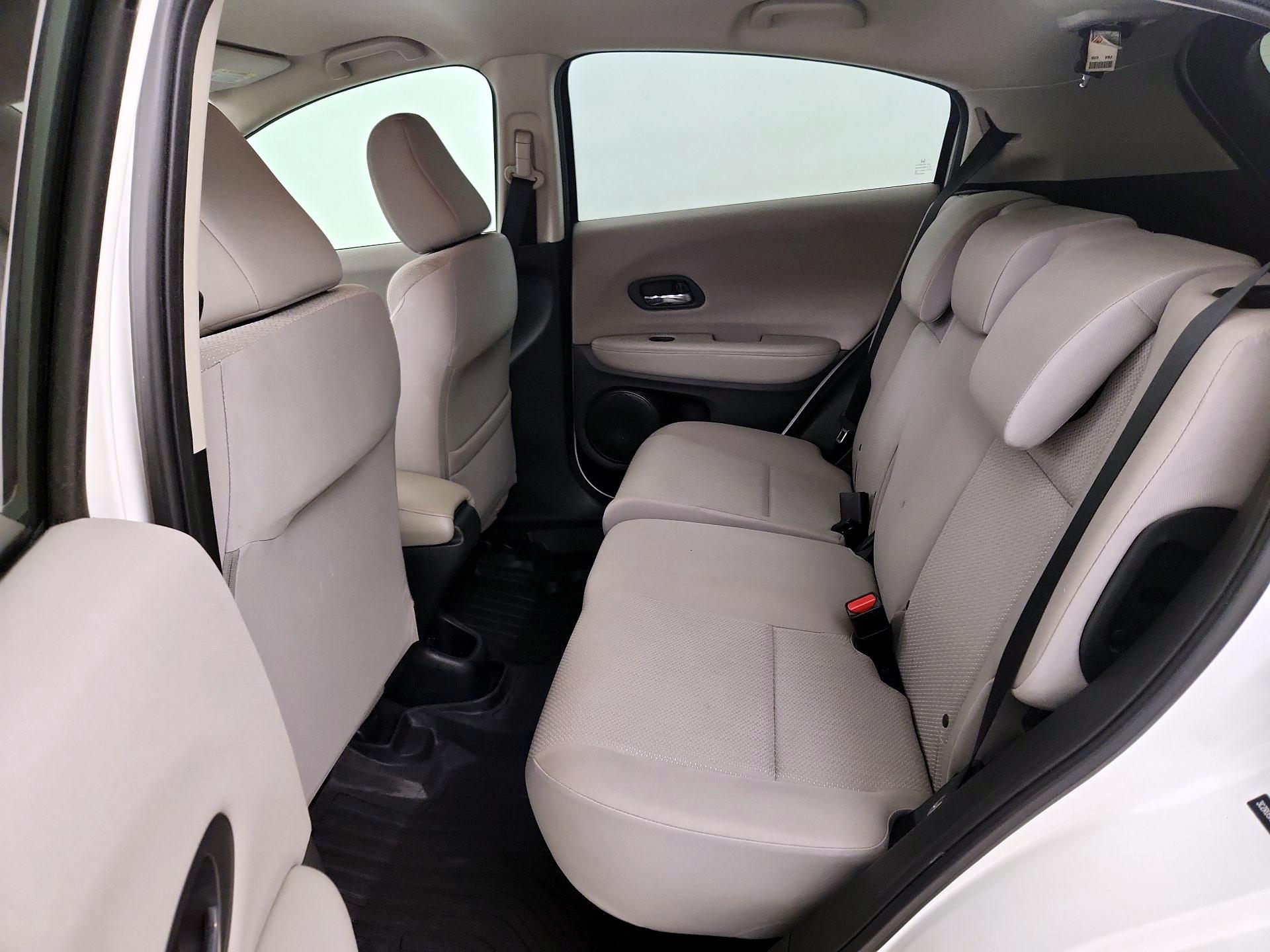 Thumbnail: 2017 Honda HR-V - 19