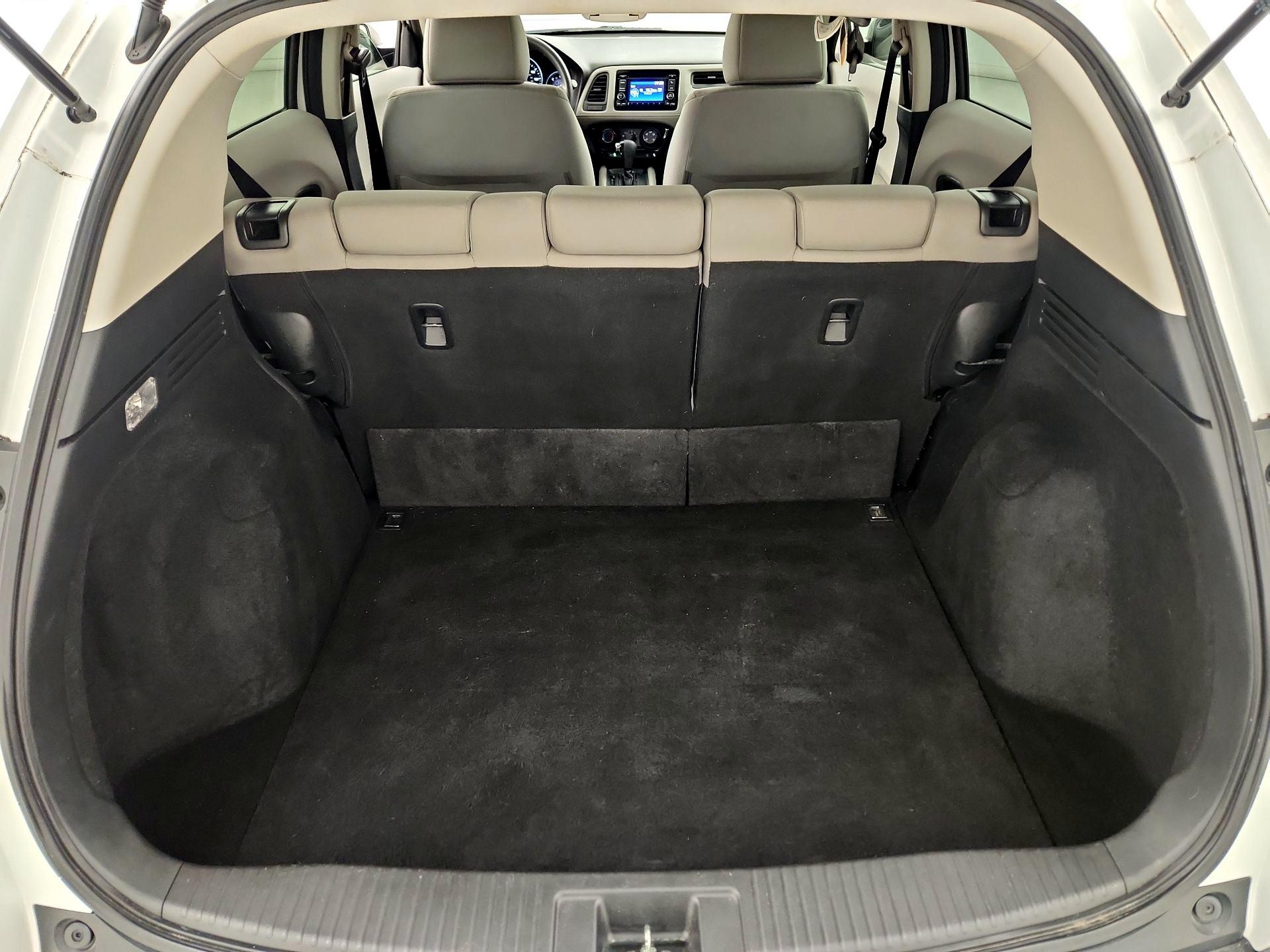 Thumbnail: 2017 Honda HR-V - 20