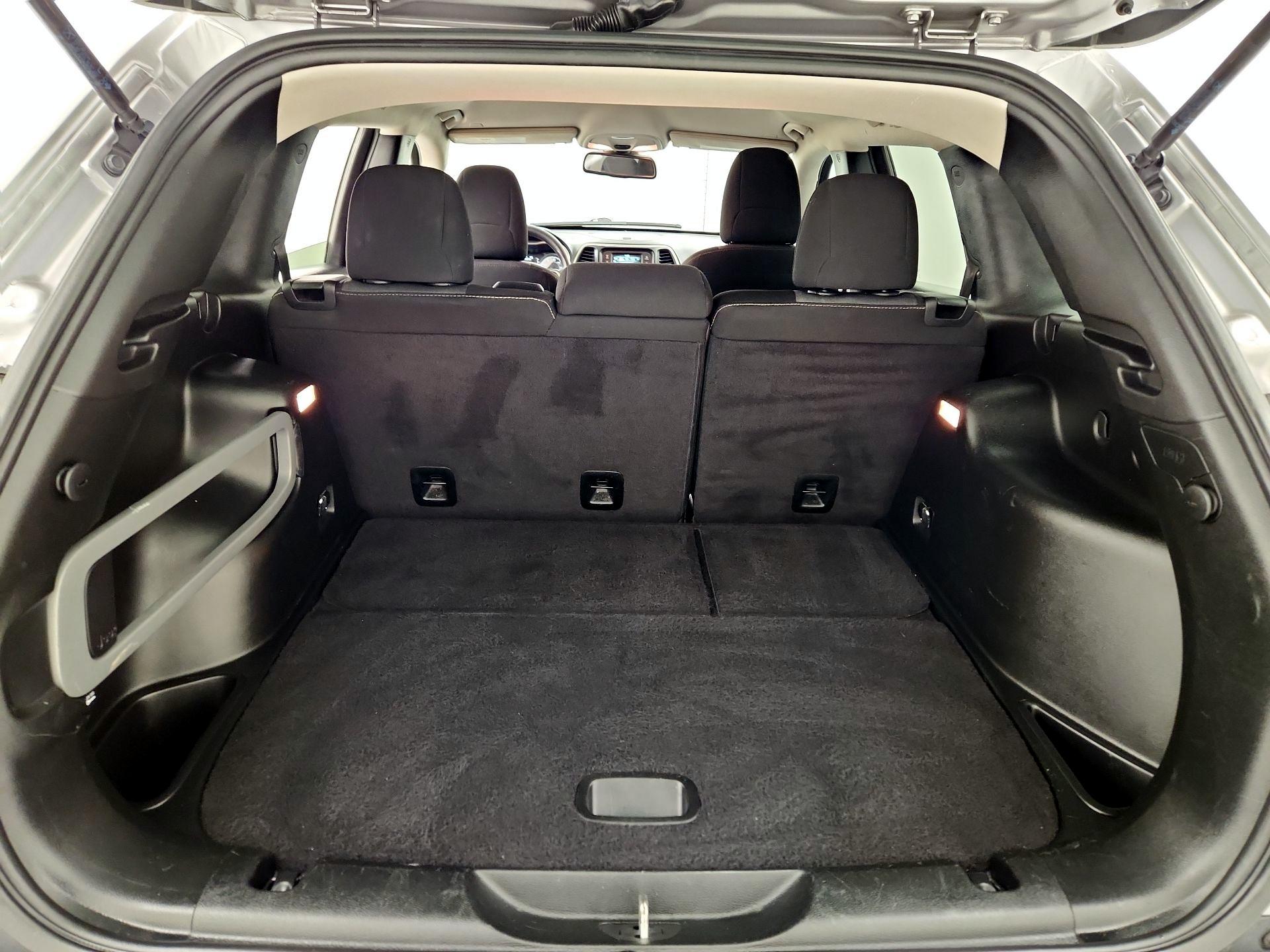 Thumbnail: 2018 Jeep Cherokee - 20