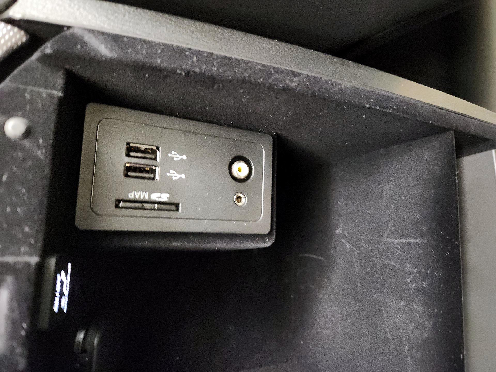 Thumbnail: 2019 INFINITI  - 19