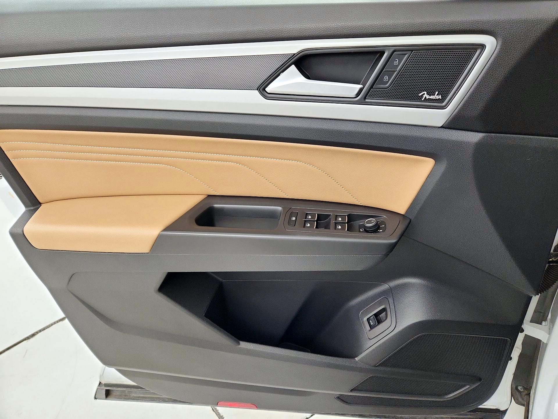 Thumbnail: 2022 Volkswagen Atlas - 12