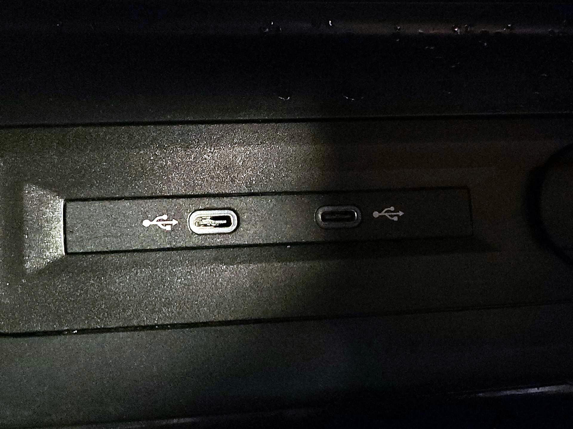 Thumbnail: 2022 Volkswagen Atlas - 19