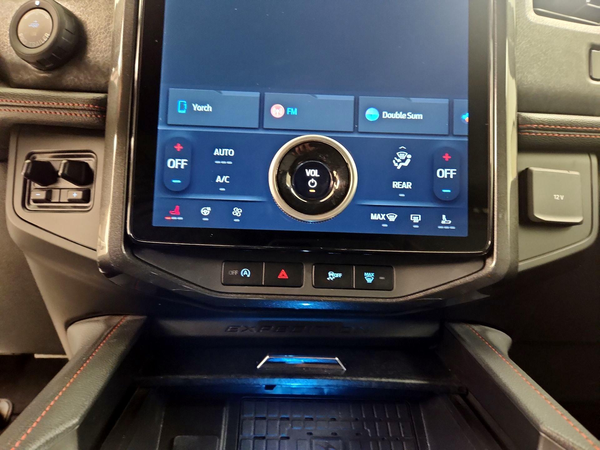 Thumbnail: 2023 Ford Expedition MAX - 16