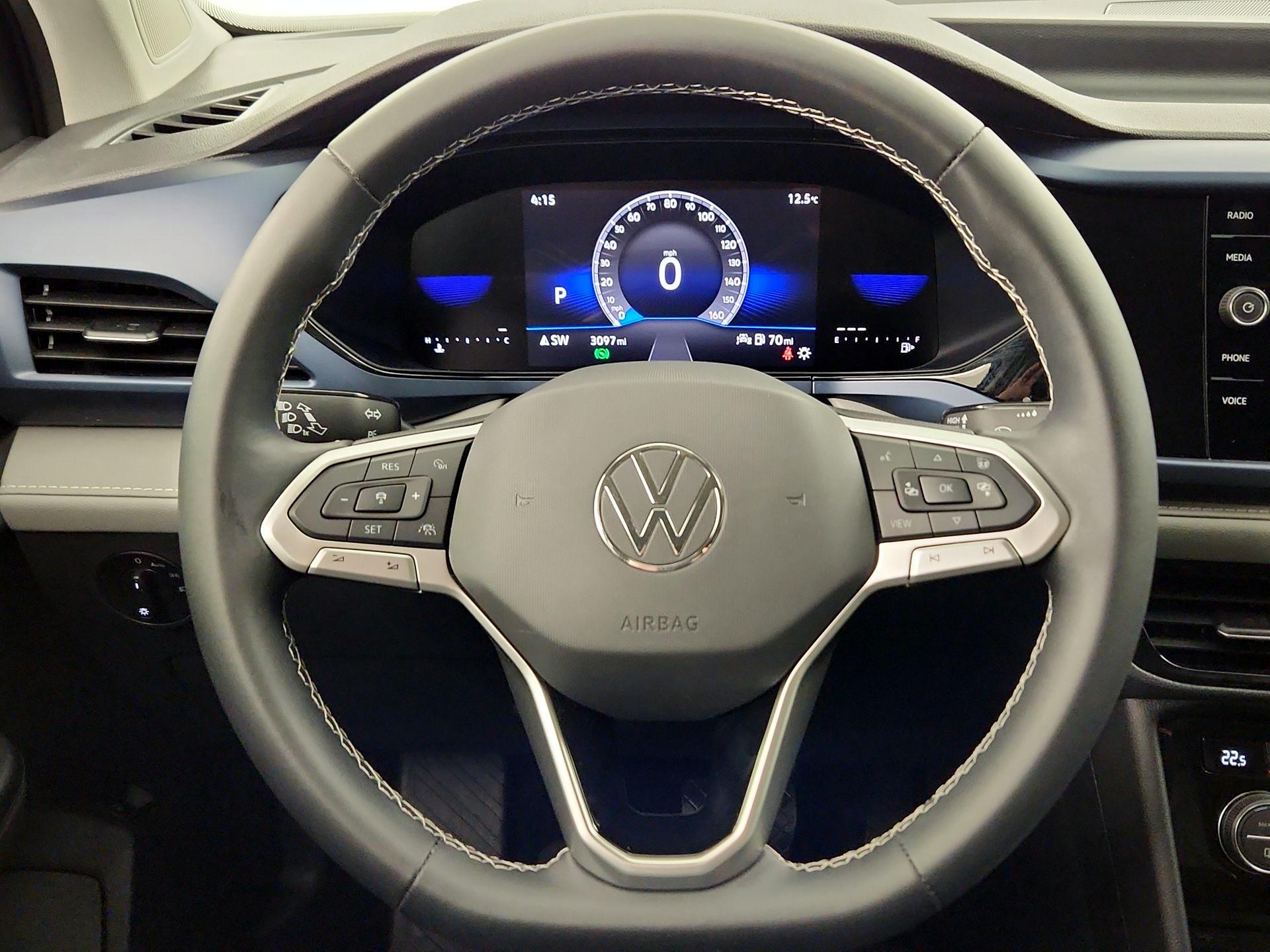 Thumbnail: 2024 Volkswagen Taos - 10