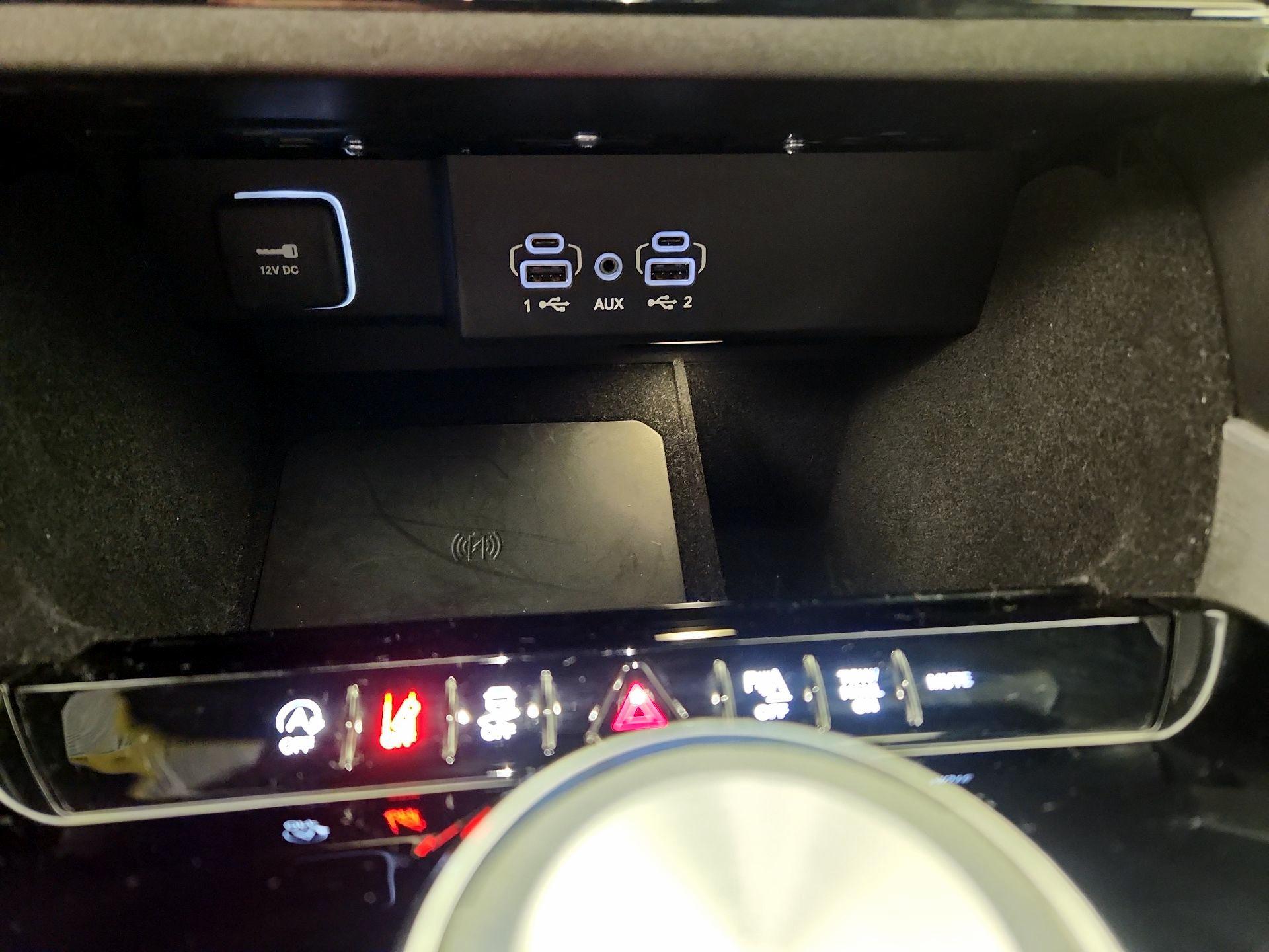 Thumbnail: 2025 Jeep Wagoneer - 19