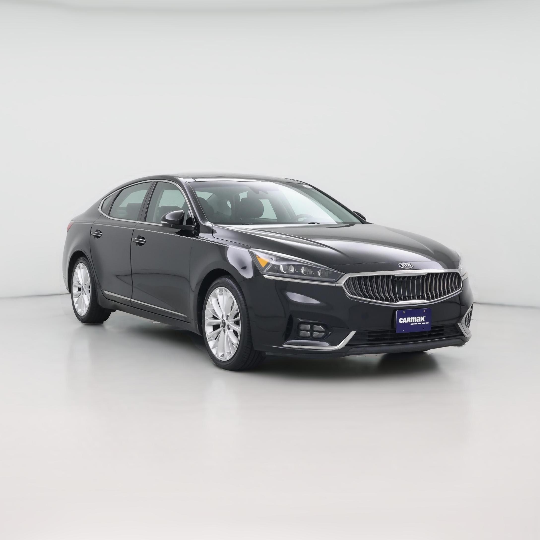 Thumbnail: 2017 Kia Cadenza - 1