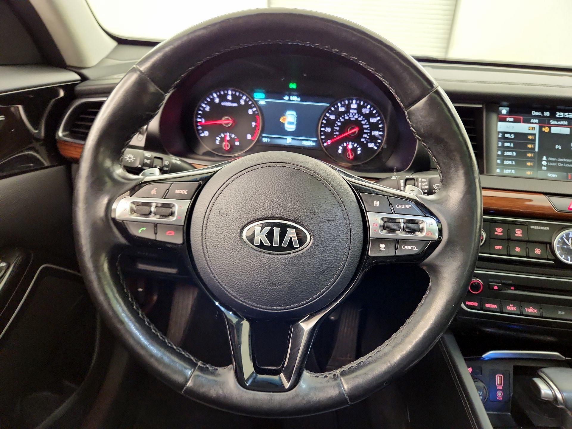 Thumbnail: 2017 Kia Cadenza - 10