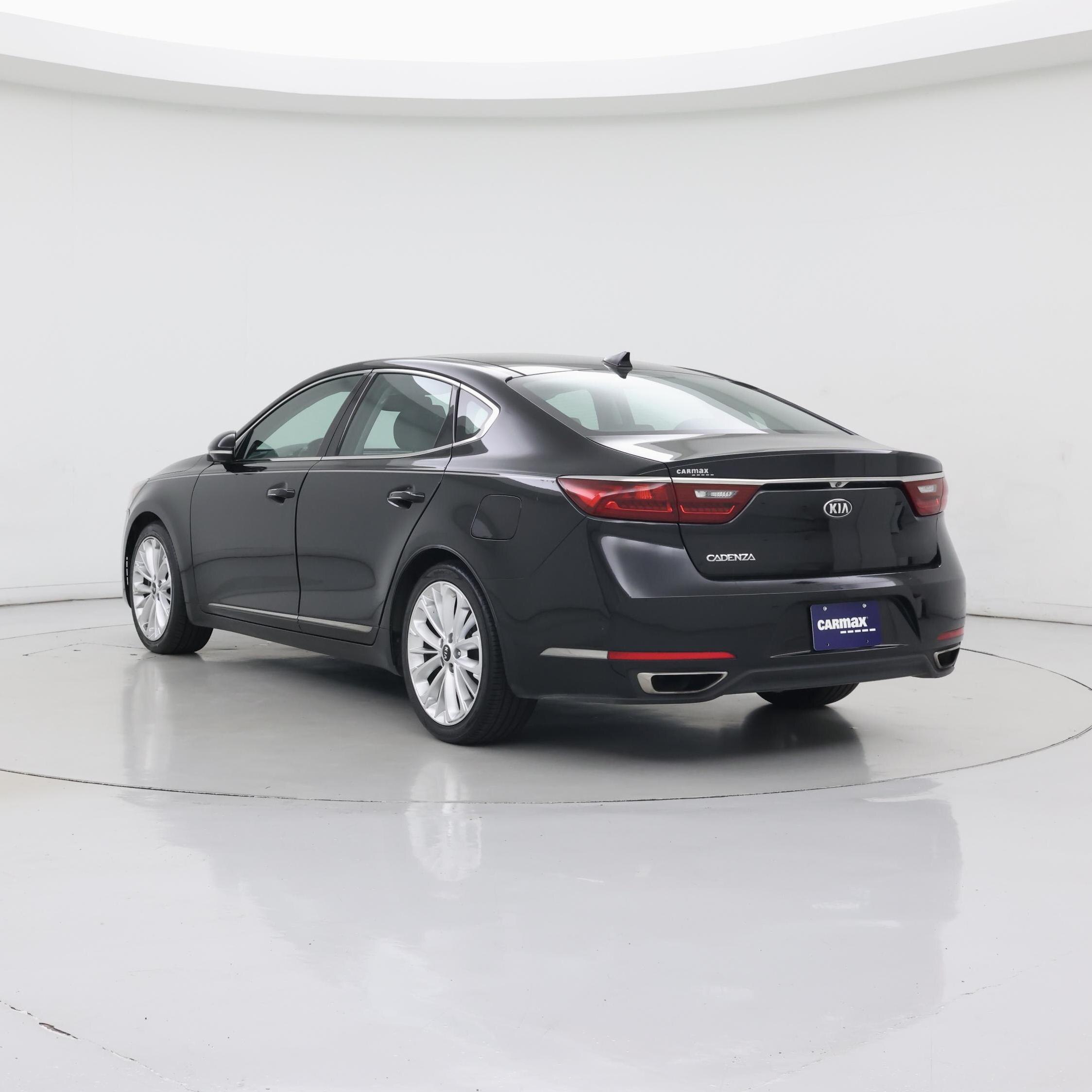 Thumbnail: 2017 Kia Cadenza - 2