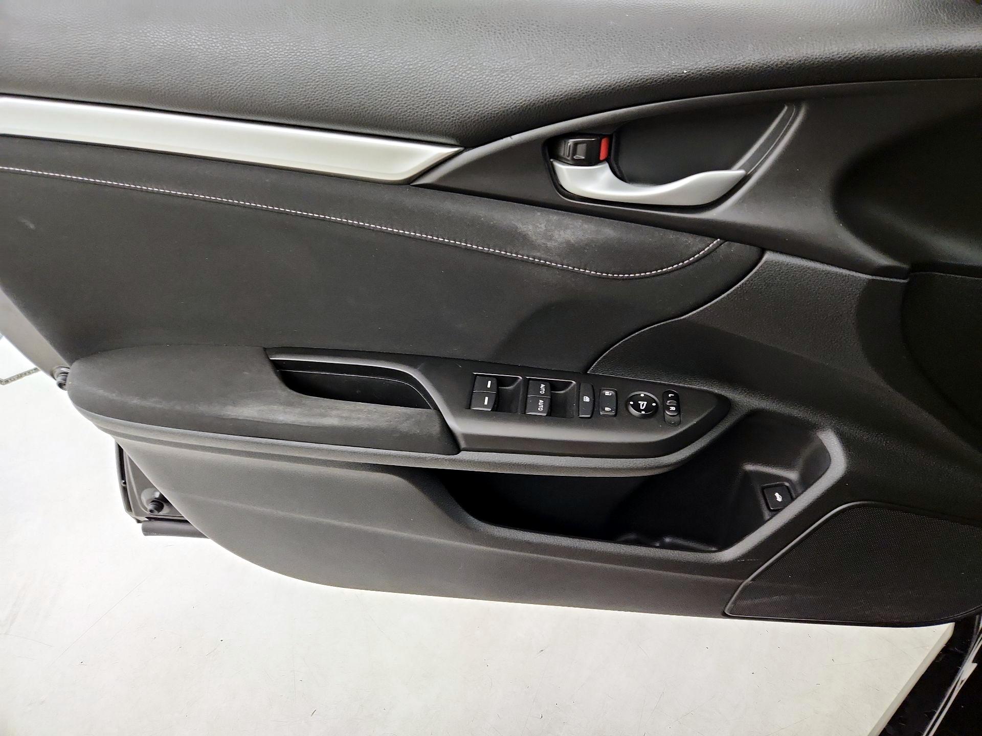 Thumbnail: 2018 Honda Civic - 12