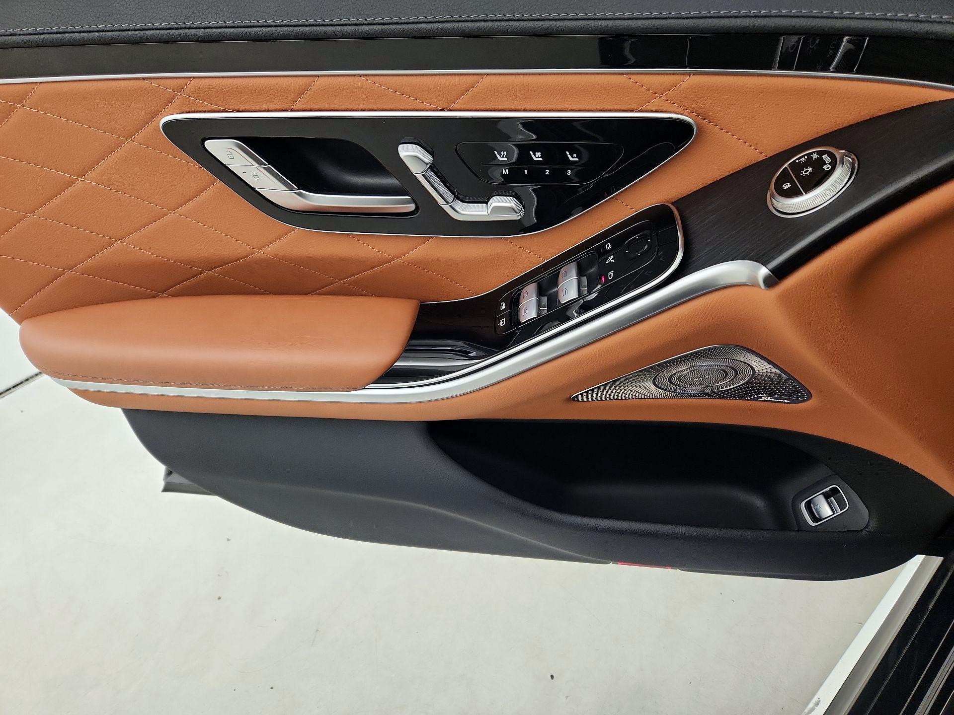 Thumbnail: 2022 Mercedes-Benz S-Class - 12