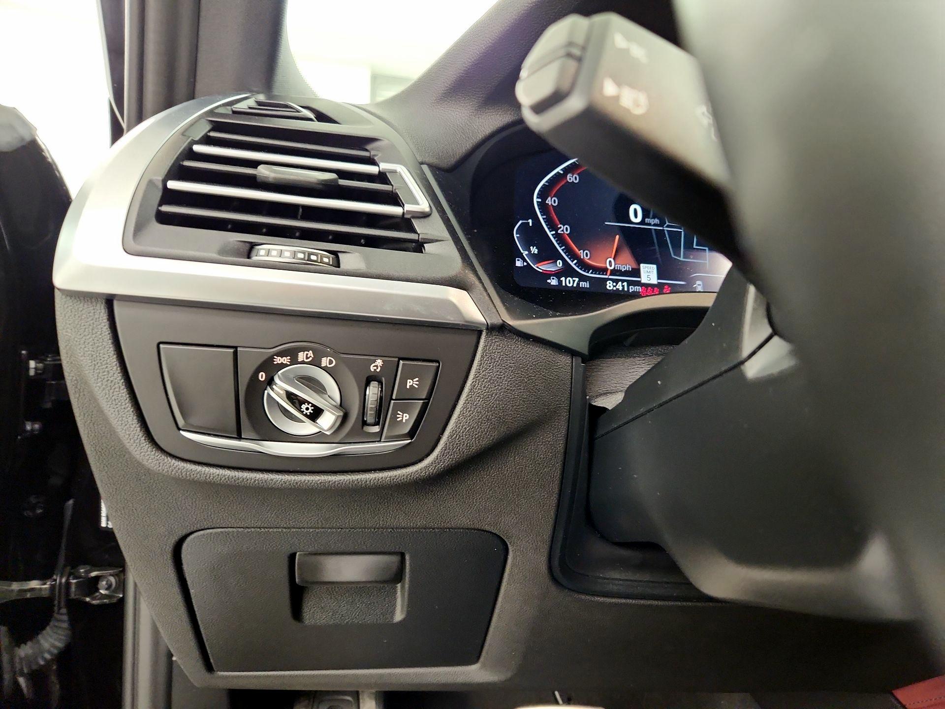 Thumbnail: 2023 BMW X4 - 13