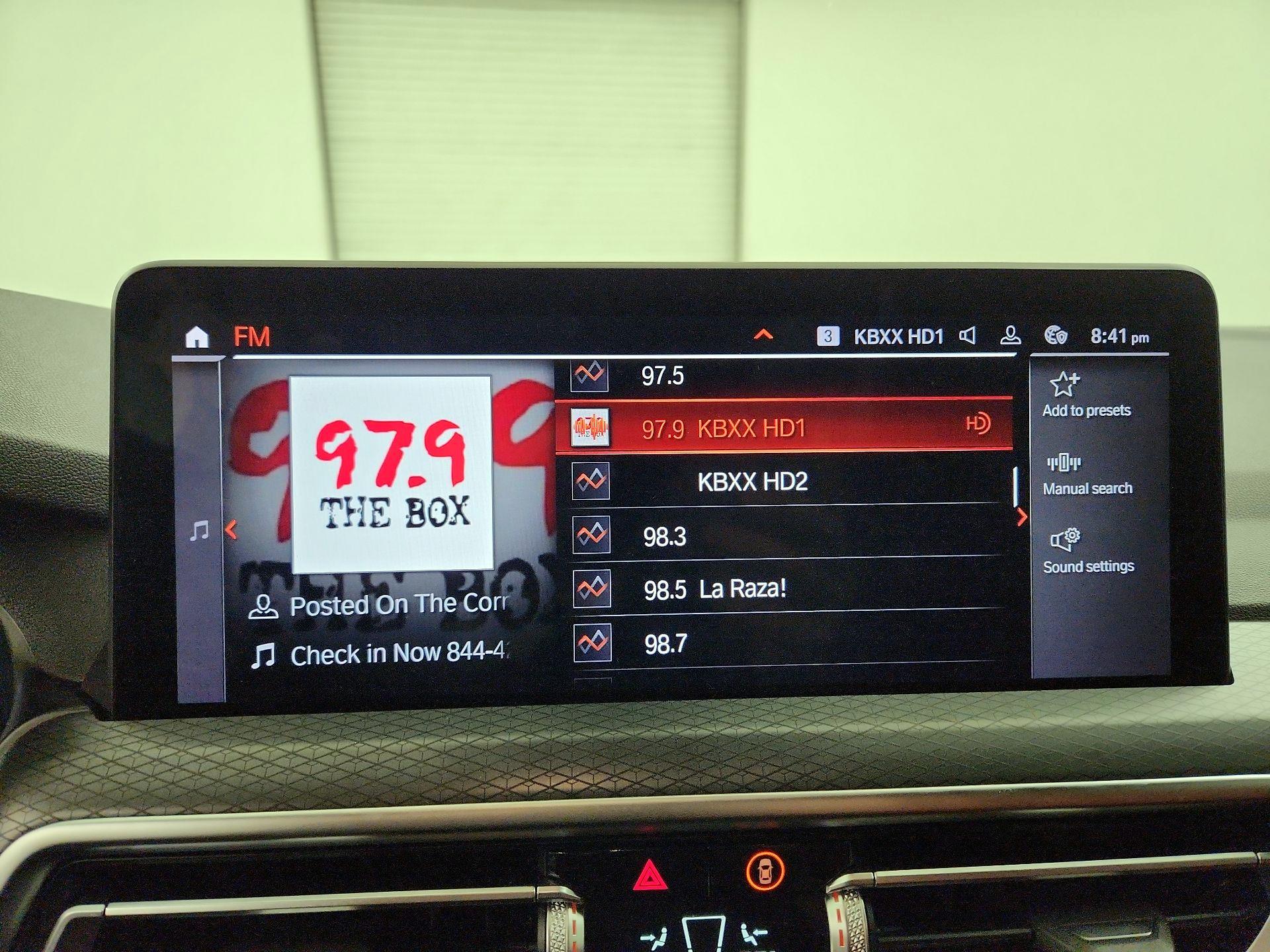 Thumbnail: 2023 BMW X4 - 16