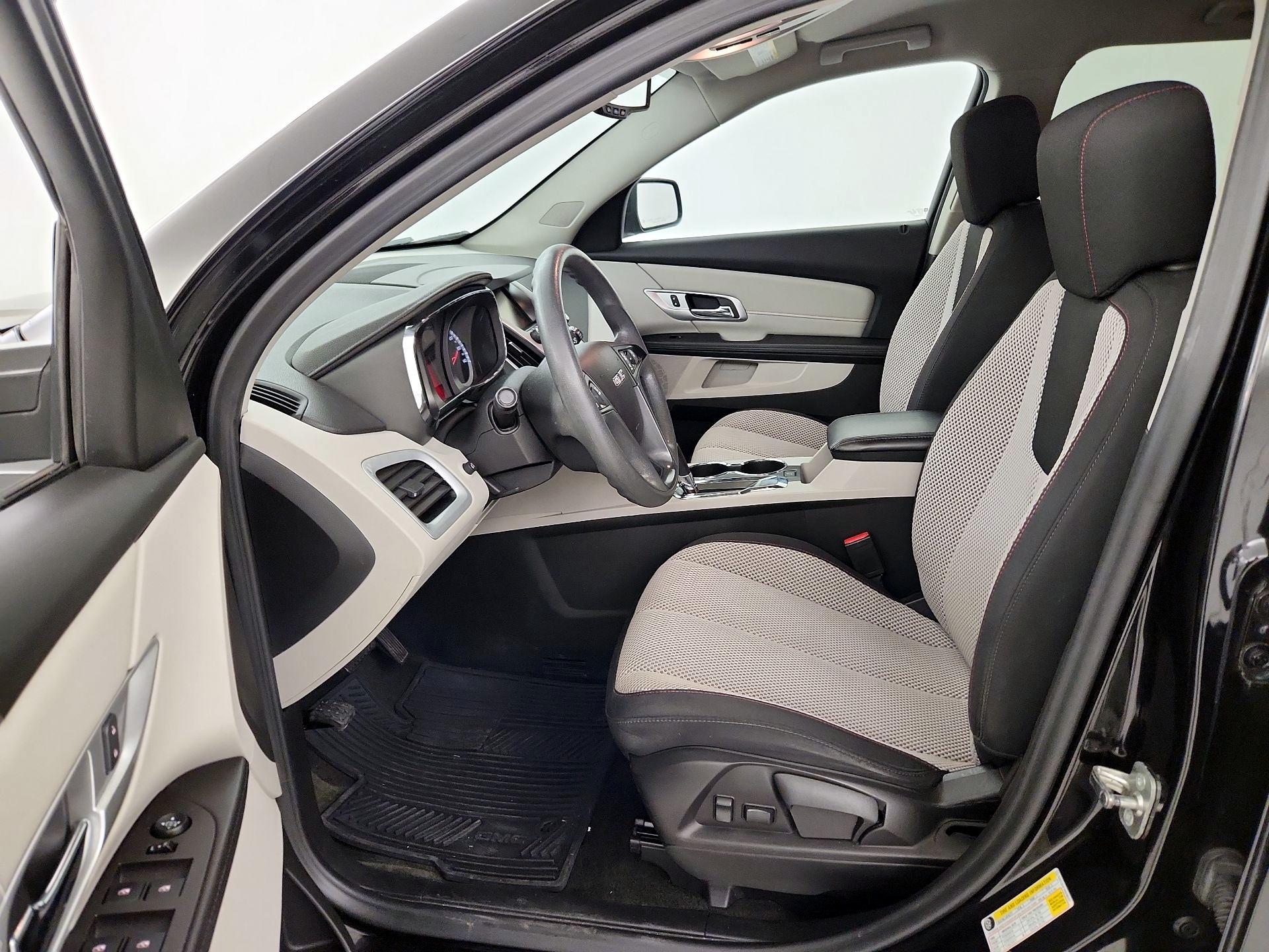 Thumbnail: 2017 GMC Terrain - 11