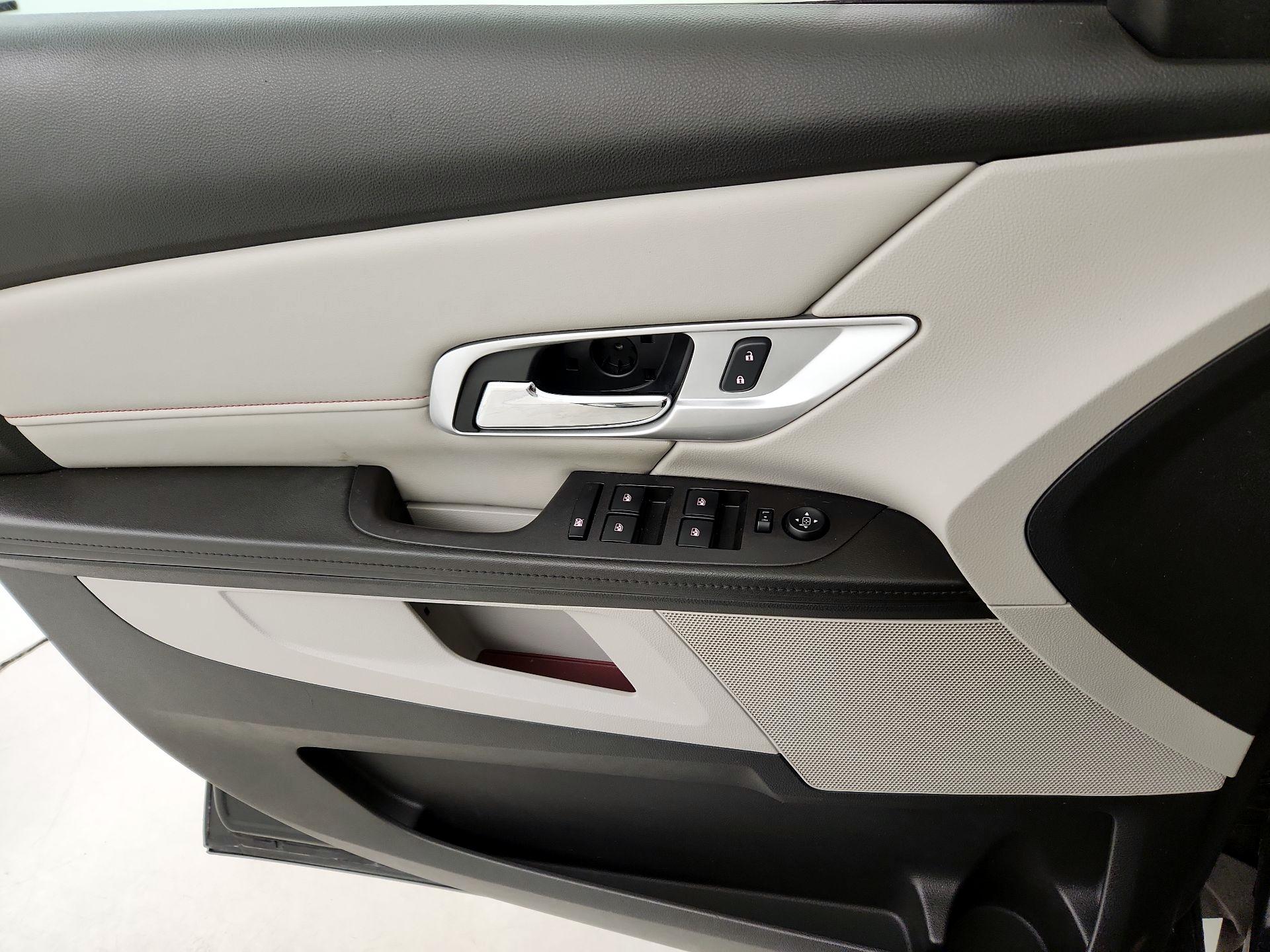 Thumbnail: 2017 GMC Terrain - 12