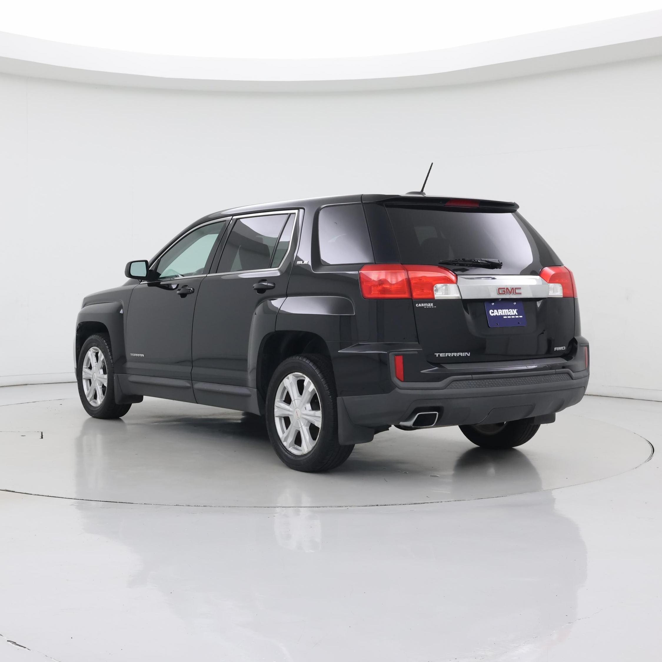 Thumbnail: 2017 GMC Terrain - 2