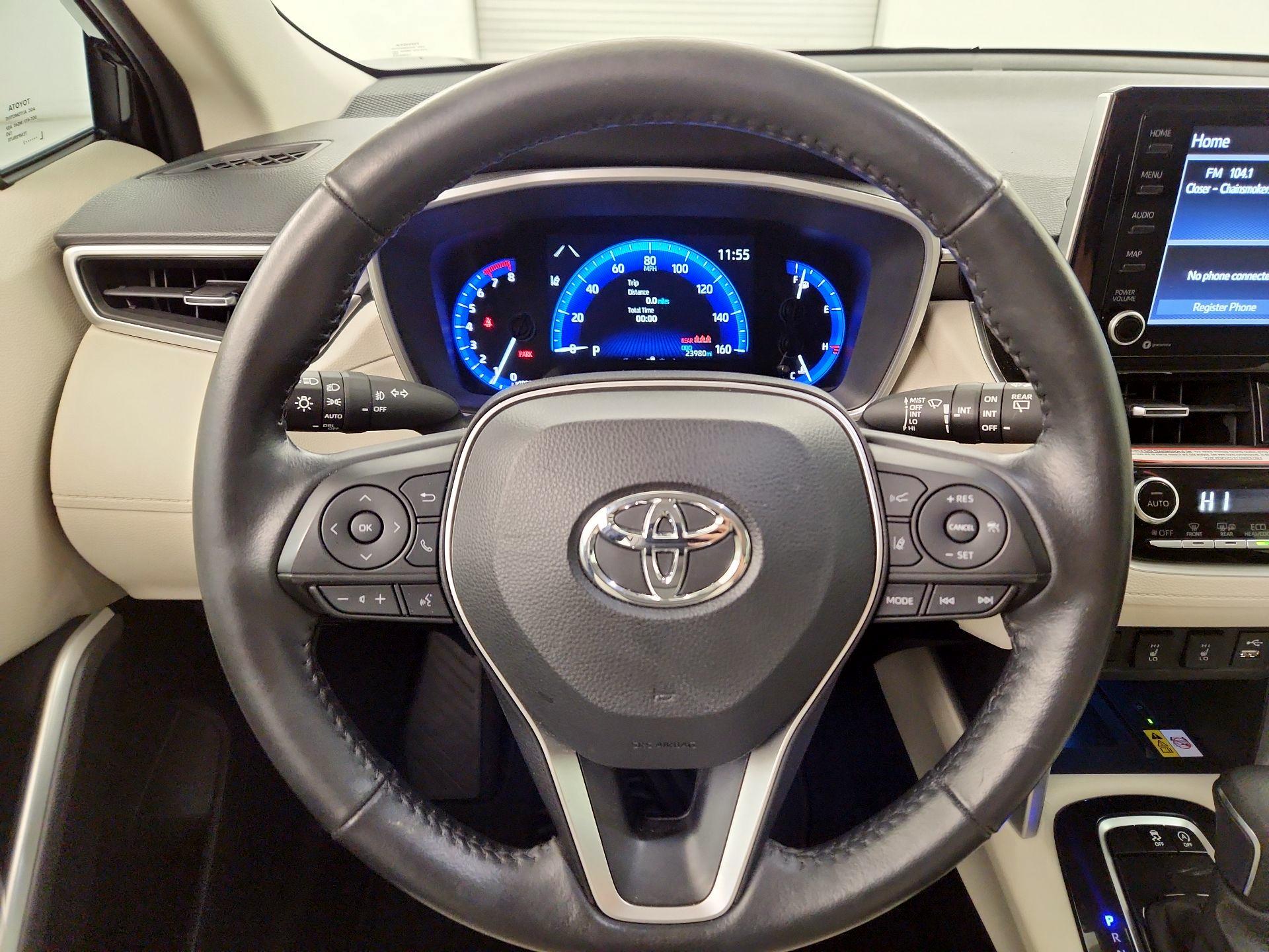 Thumbnail: 2022 Toyota Corolla Cross - 10