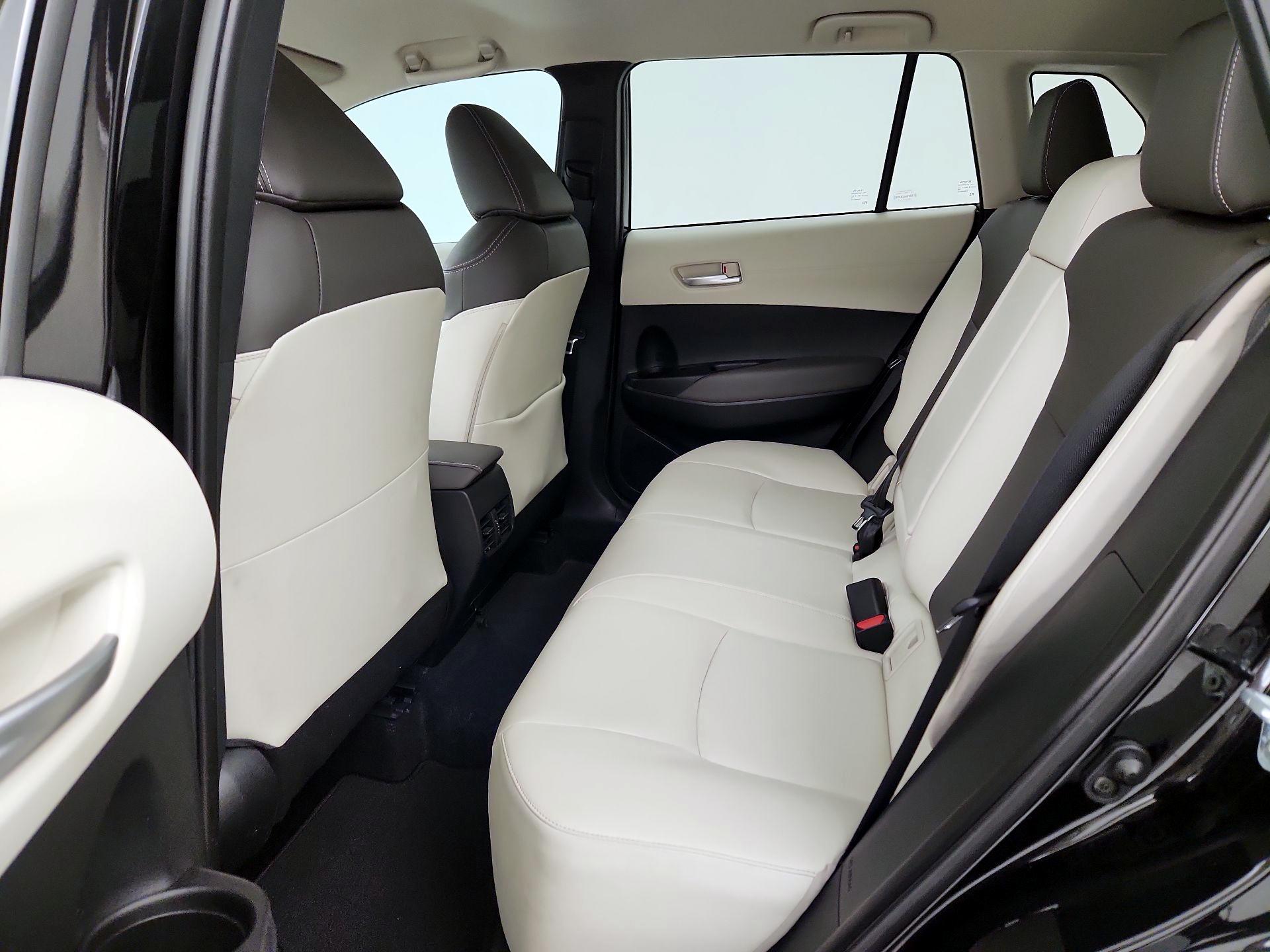 Thumbnail: 2022 Toyota Corolla Cross - 19