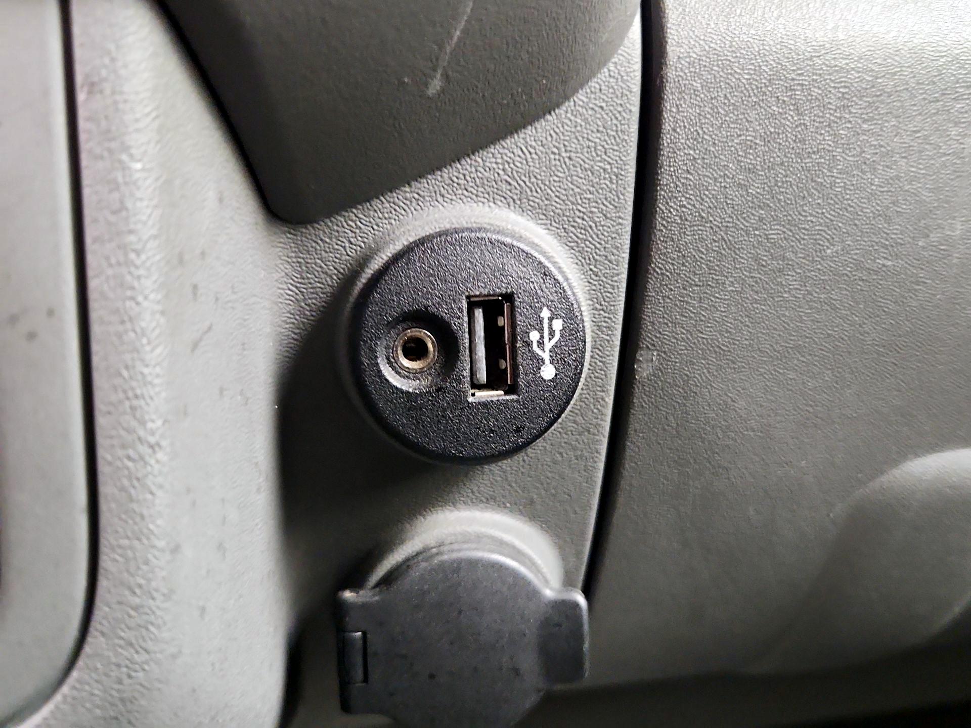 Thumbnail: 2017 Nissan Frontier - 17