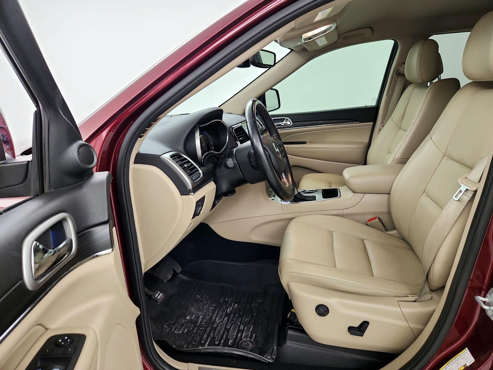 Thumbnail: 2019 Jeep Grand Cherokee - 11