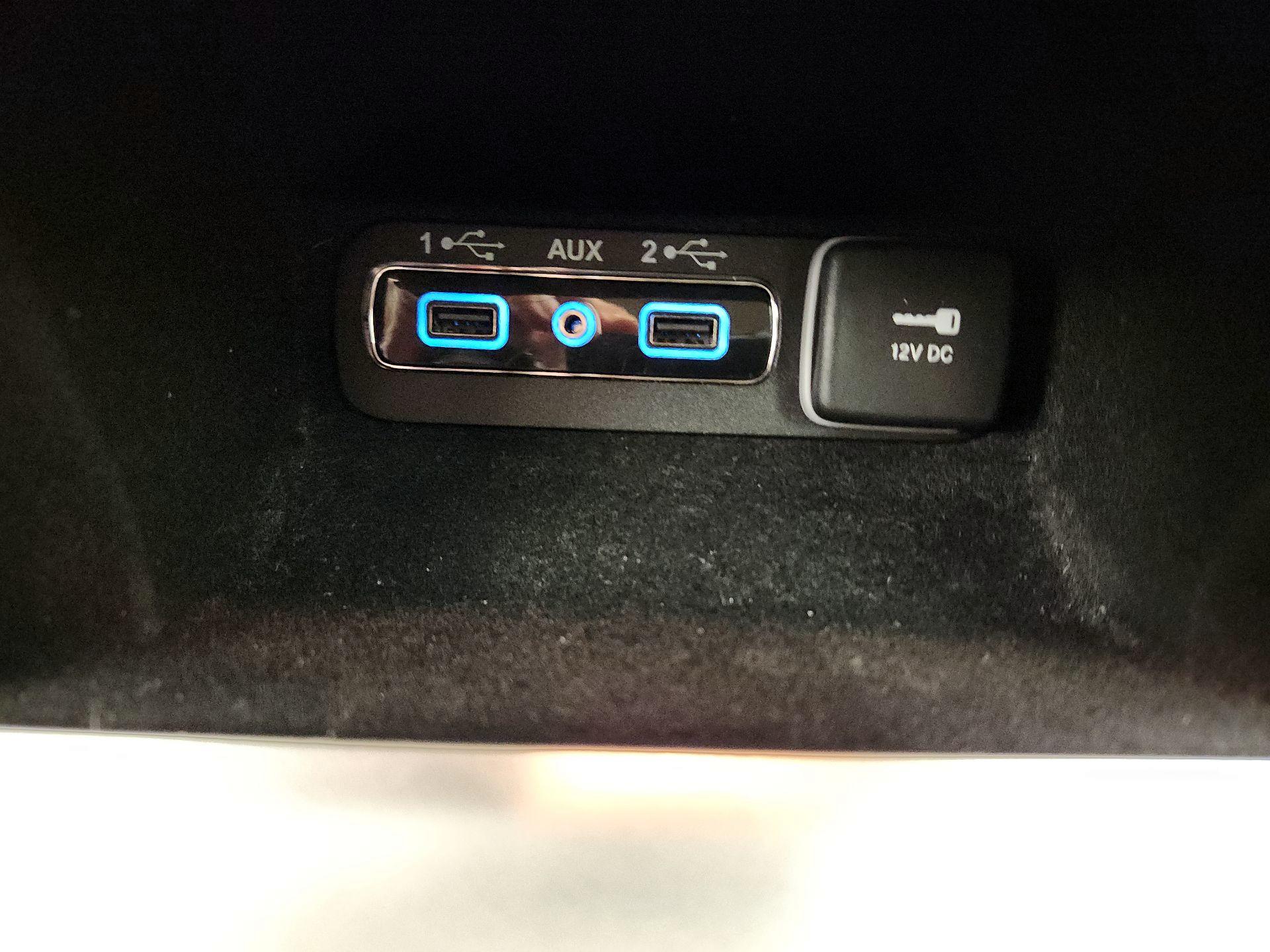 Thumbnail: 2019 Jeep Grand Cherokee - 19