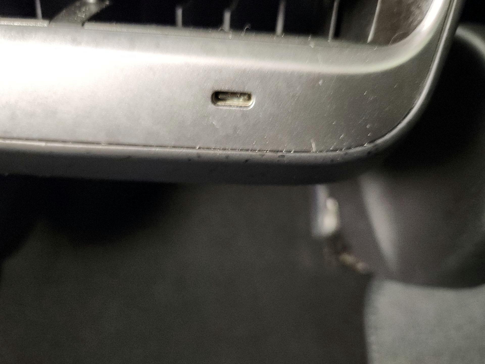 Thumbnail: 2021 Tesla Model 3 - 19