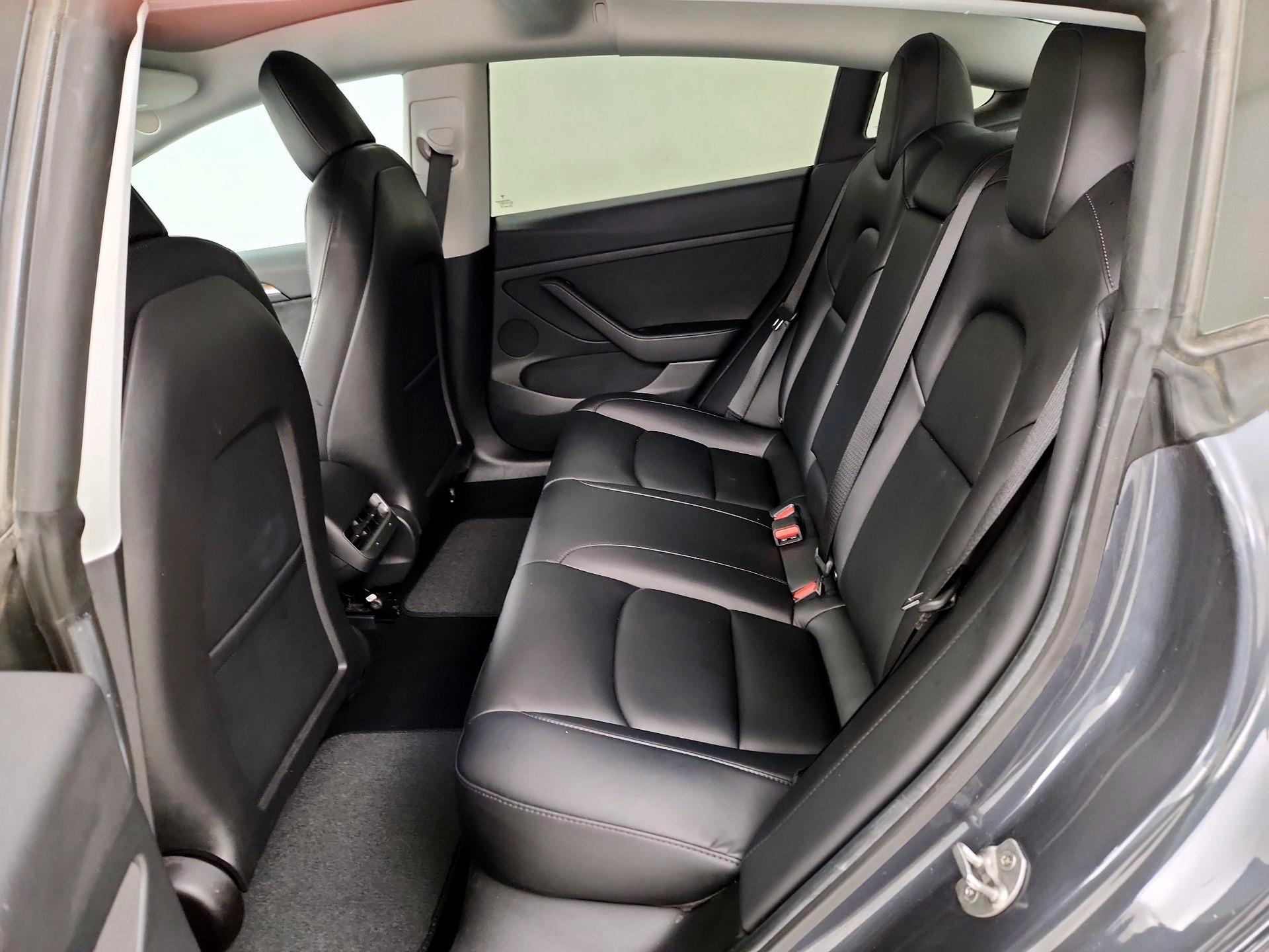 Thumbnail: 2021 Tesla Model 3 - 20